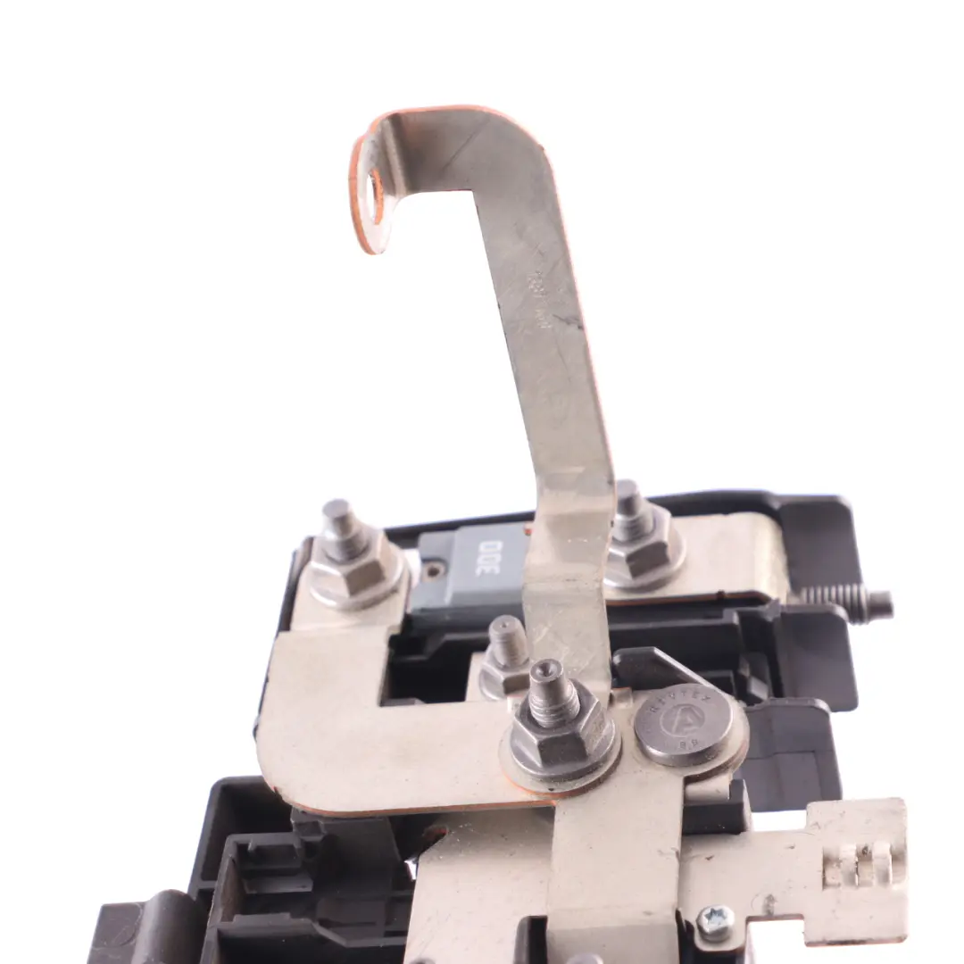 Fuse Relay Box Unit Cables Wiring Loom to Mercedes W176 W246 C117 with Part number A2465400950 Mercedes W176 W246 C117 Fuse Relay Box Unit Cables Wiring Loom - SKU A2465400950 - Part number A2465400950