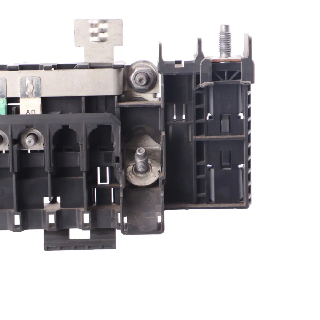 Fuse Relay Box Unit Cables Wiring Loom to Mercedes W176 W246 C117 with Part number A2465400950 Mercedes W176 W246 C117 Fuse Relay Box Unit Cables Wiring Loom - SKU A2465400950 - Part number A2465400950