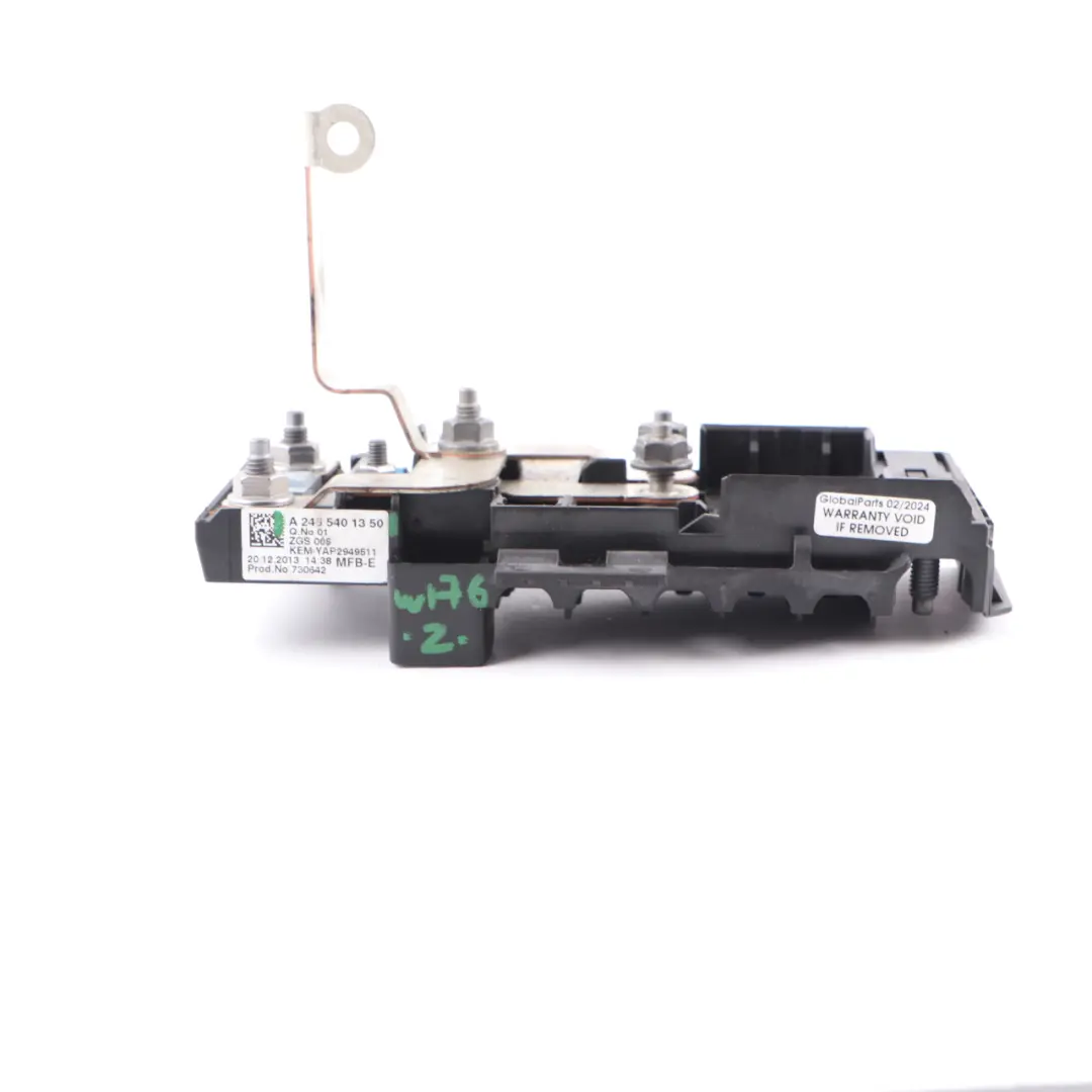 Mercedes W156 W176 W246 Caja Fusibles Módulo Unidad Relé Delantero - SKU A2465401350 - Número de pieza A2465401350