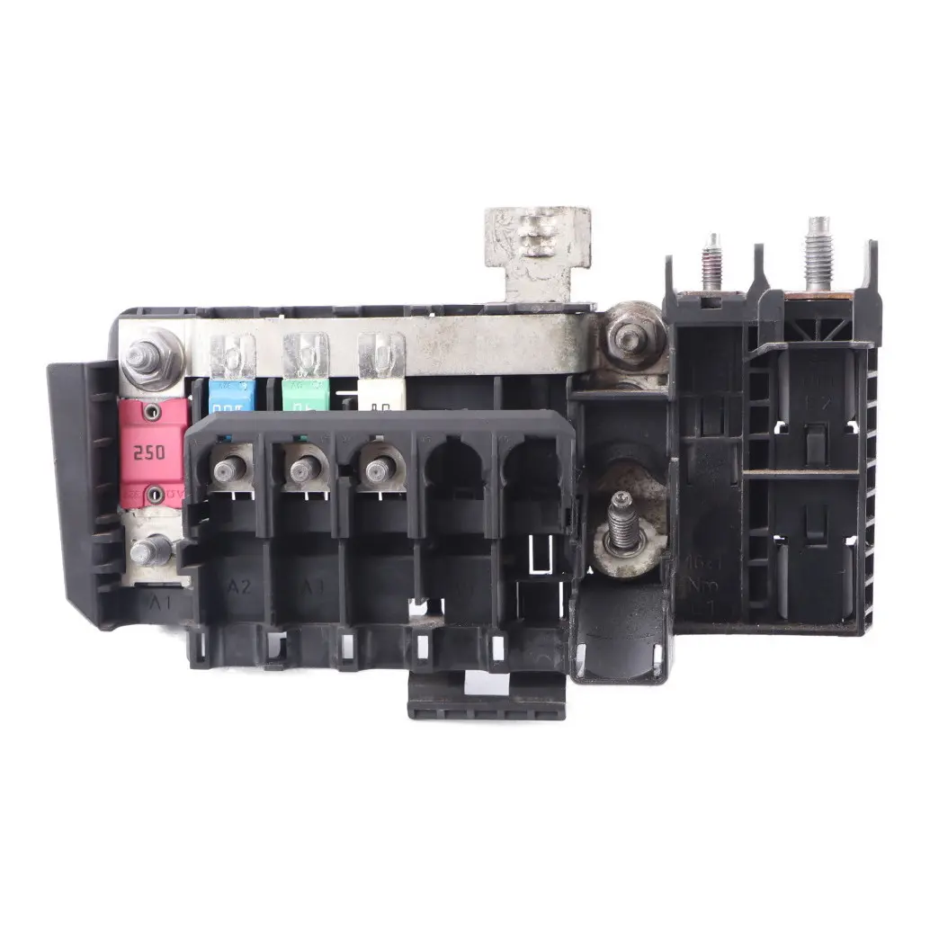 Mercedes W156 W176 W246 Caja Fusibles Módulo Unidad Relé Delantero - SKU A2465401350 - Número de pieza A2465401350