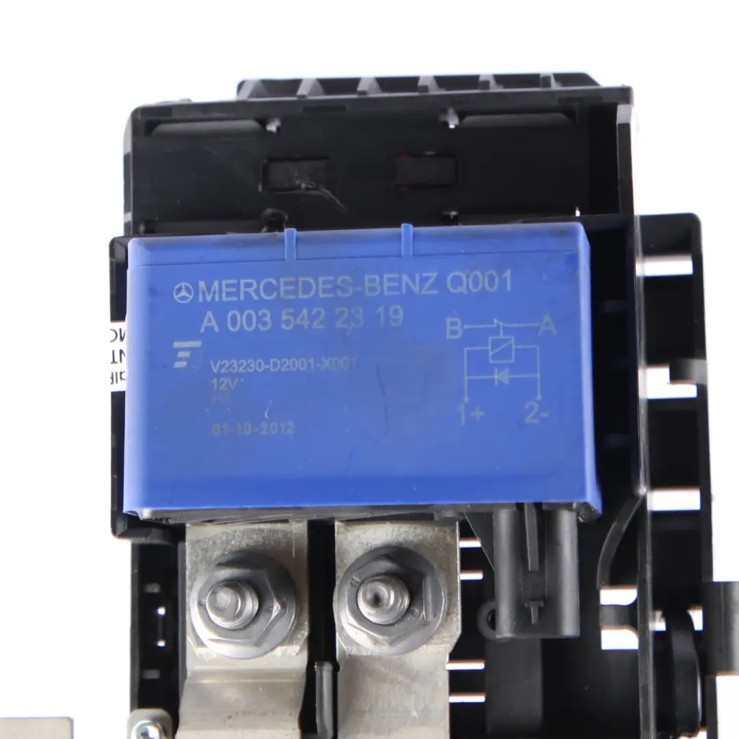  Prefuse Box Mercedes W176 OM607 Fuse Relay Control Unit - SKU A2465401850 - Part number A2465401850