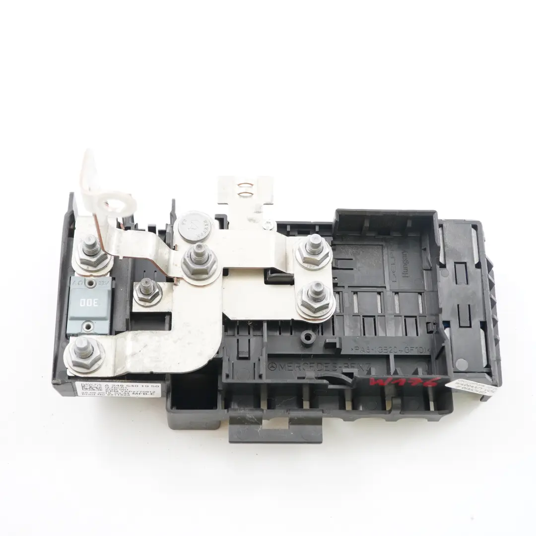 Batterie sockel Mercedes C117 W176 W246 Strom Sicherung Relais Box für  mit Teilenummer A2465401950  Batterie sockel Mercedes C117 W176 W246 Strom Sicherung Relais Box - SKU A2465401950 - Teilenummer A2465401950