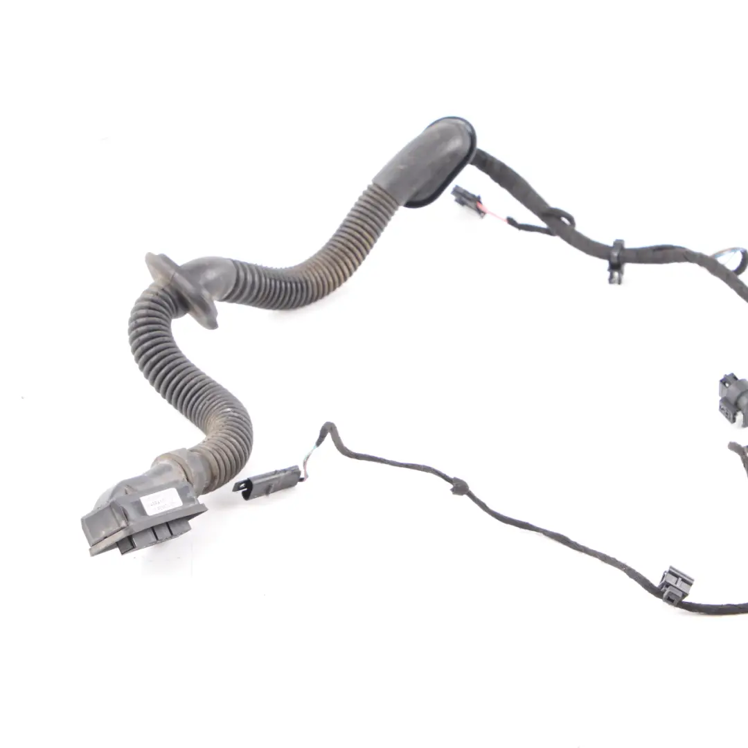 Türkabelbaum Kabelbaum Verkabelung Hinten Rechts für Mercedes W176 mit Teilenummer A2465404300 Mercedes W176 Türkabelbaum Kabelbaum Verkabelung Hinten Rechts - SKU A2465404300 - Teilenummer A2465404300