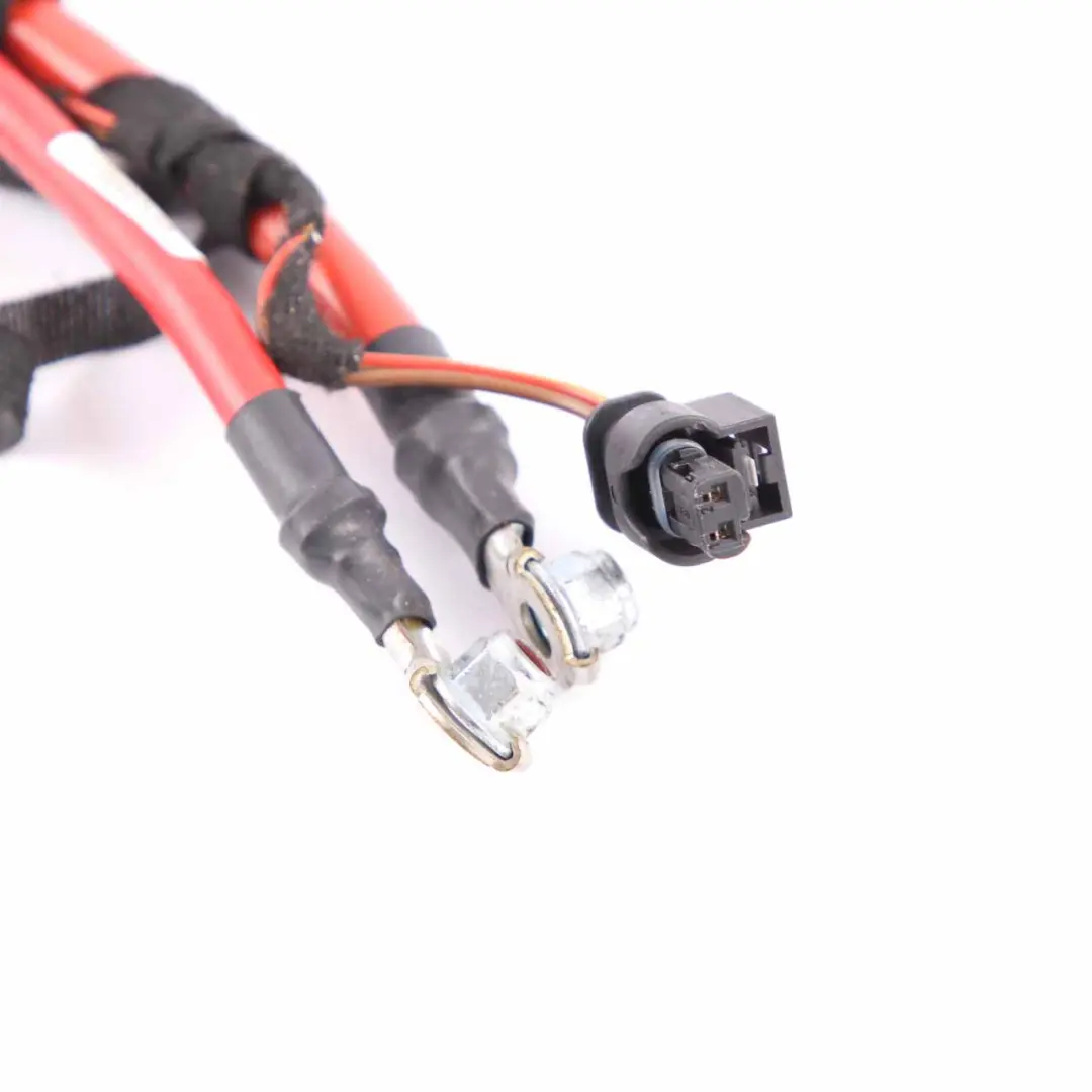  Cable positivo Mercedes W176 W246 Conductor de batería más polo rojo - SKU A2465406607 - Número de pieza A2465406607