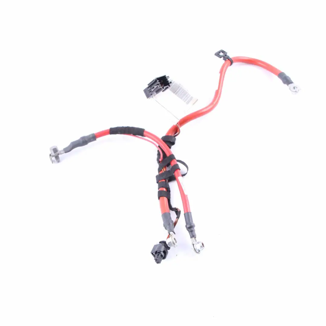  Cable Positif Mercedes W176 W246 Plomb de Batterie Plus Pole Rouge - SKU A2465406607 - Numéro de pièce A2465406607