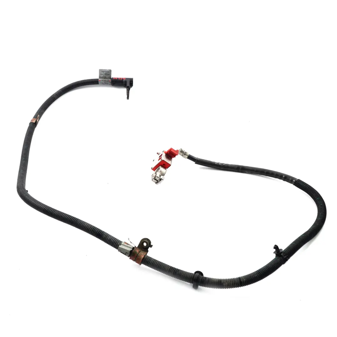 Klema Plus Plusowa Akumulatora do Mercedes W176 o numerze A2465407632 Mercedes W176 Klema Plus Plusowa Akumulatora - SKU A2465407632 - Numer Części A2465407632