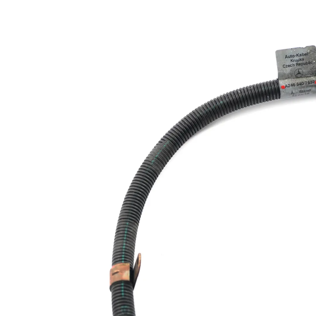 Klema Plus Plusowa Akumulatora do Mercedes W176 o numerze A2465407632 Mercedes W176 Klema Plus Plusowa Akumulatora - SKU A2465407632 - Numer Części A2465407632