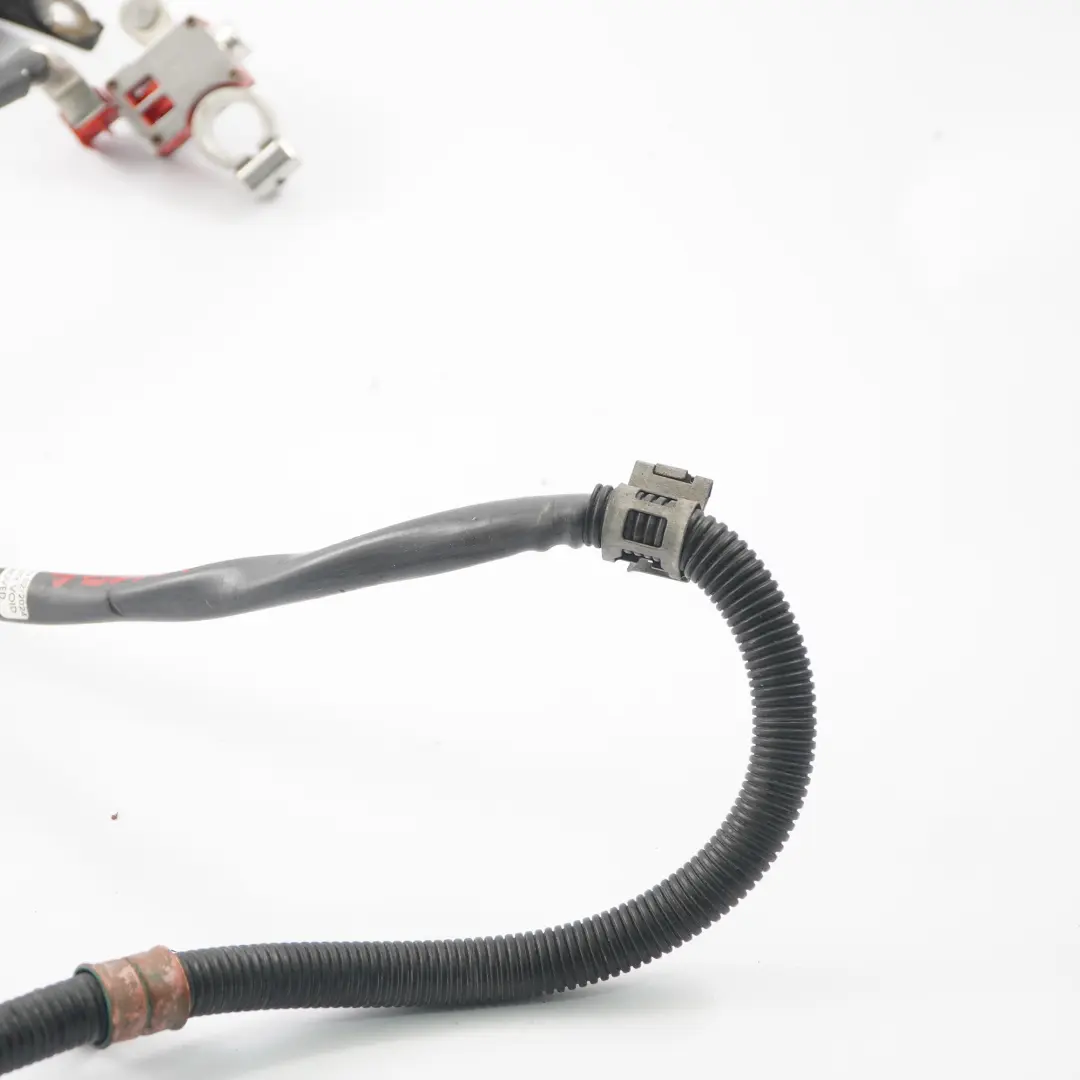 Klema Plus Plusowa Akumulatora do Mercedes W176 o numerze A2465407732 Mercedes W176 Klema Plus Plusowa Akumulatora - SKU A2465407732 - Numer Części A2465407732