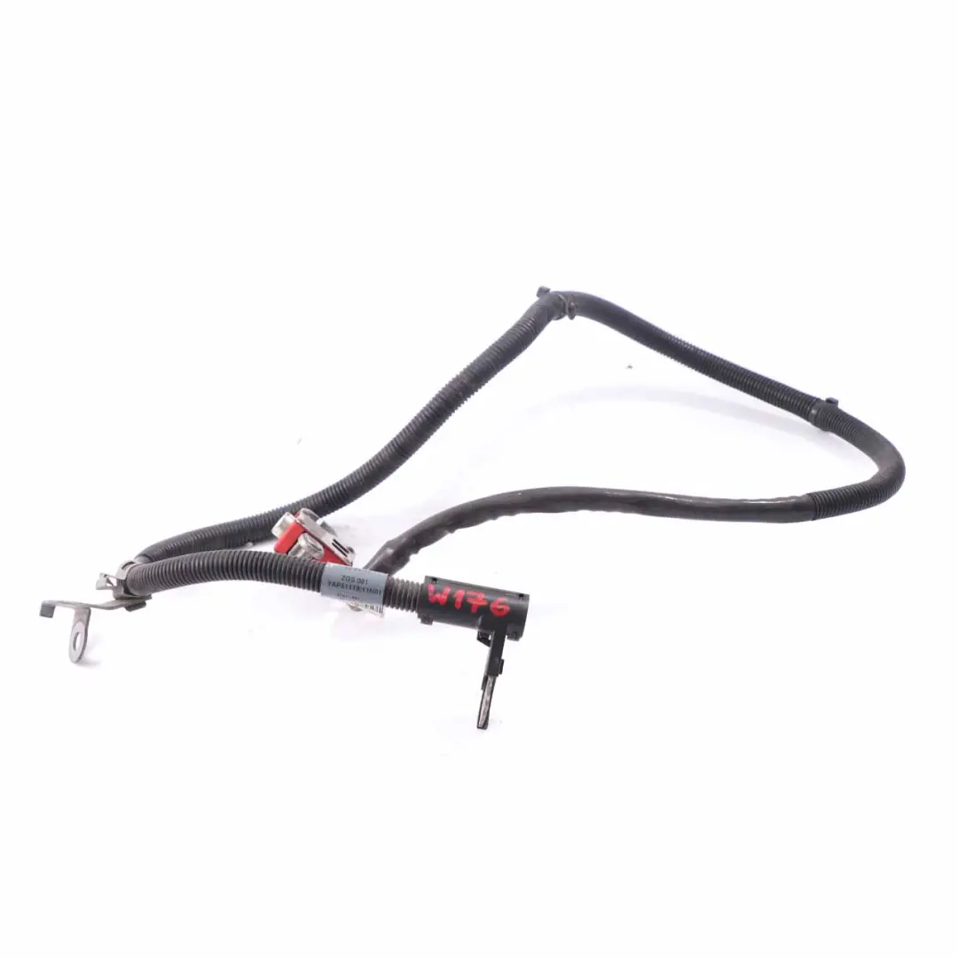 Cavo batteria Mercedes W176 W246 positivo cablaggio avviamento per con numero di parte A2465408032 Cavo batteria Mercedes W176 W246 positivo cablaggio avviamento - SKU A2465408032 - Numero di parte A2465408032