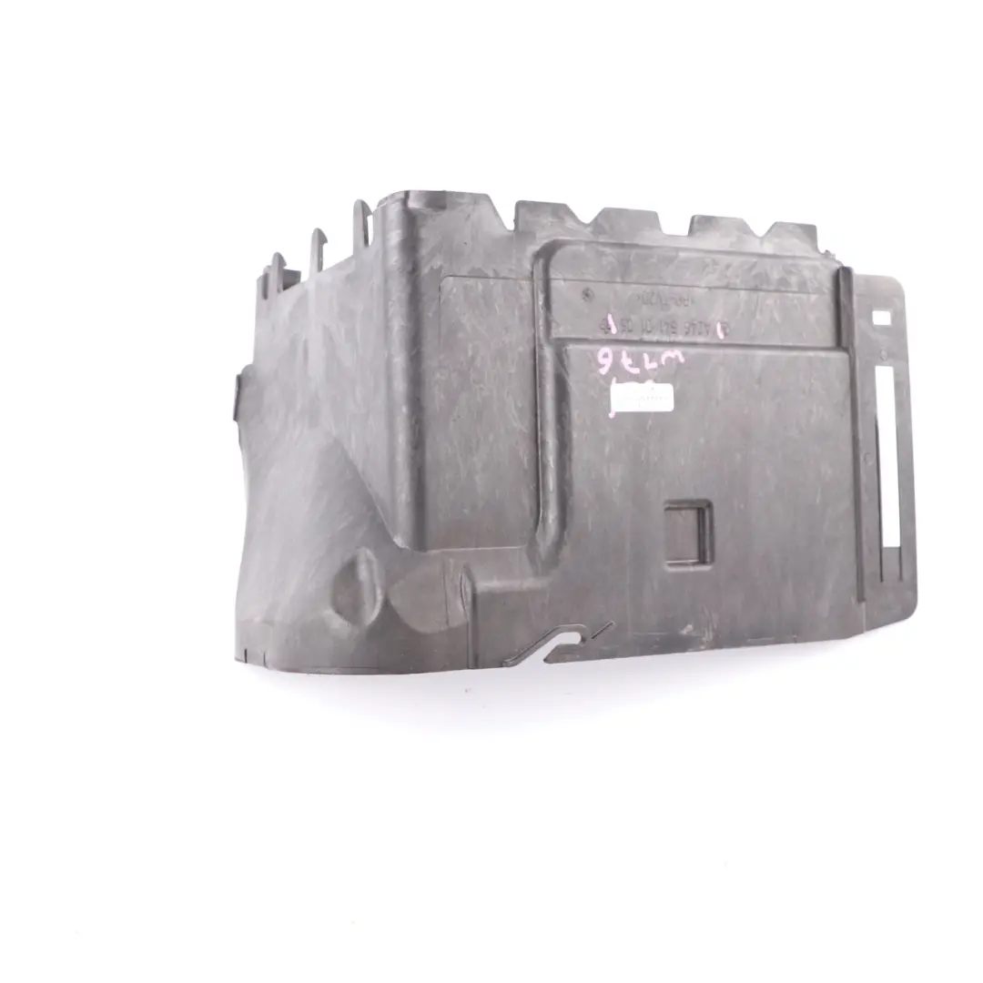 Tapa de la batería Mercedes C117 W176 W246 Marco Soporte Soporte para con número de pieza A2465410105 Tapa de la batería Mercedes C117 W176 W246 Marco Soporte Soporte - SKU A2465410105 - Número de pieza A2465410105
