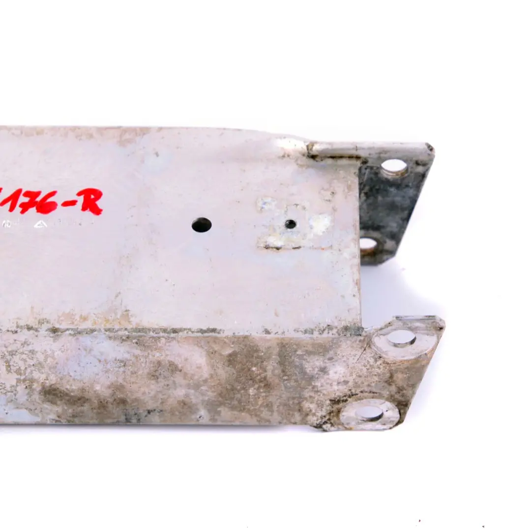 Mercedes W176 Deformación Parachoques Delantero Elemento Absorbedor Derecho - SKU A2466200295 - Número de pieza A2466200295
