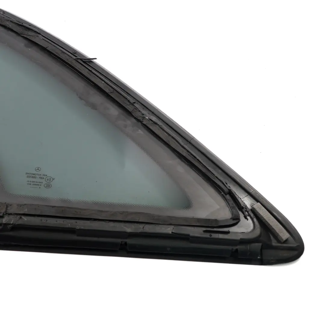 Mercedes W246 Vitre latérale arrière droite teintée AS3 A2466702300 - SKU A2466702400-1 - Numéro de pièce A2466702400
