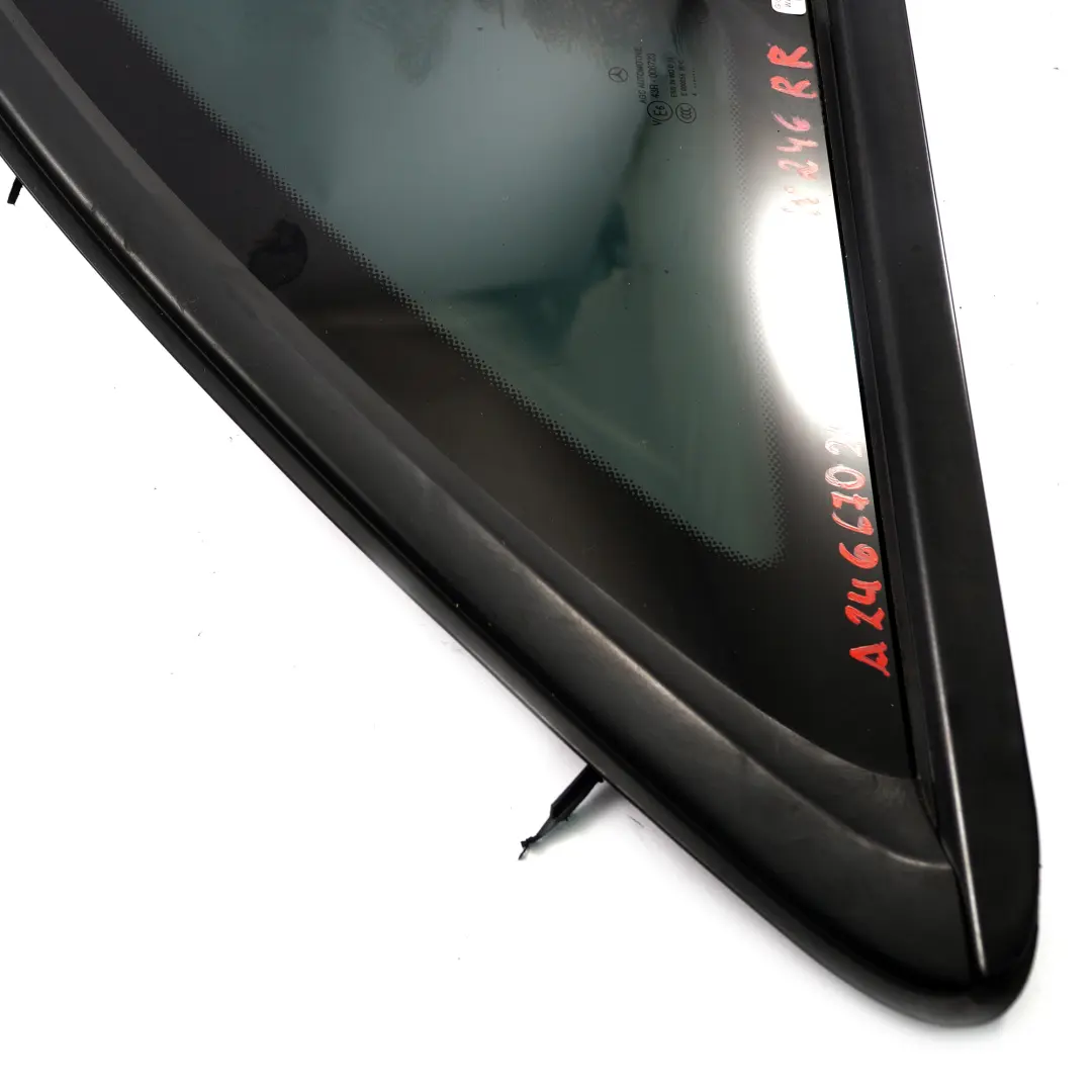 Viertel Seitenscheibe Glas hinten rechts getönt AS3 für Mercedes W246 mit Teilenummer A2466702400 Mercedes W246 Viertel Seitenscheibe Glas hinten rechts getönt AS3 - SKU A2466702400-1 - Teilenummer A2466702400