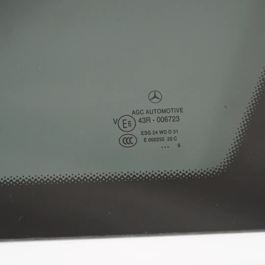 Viertel Seitenscheibe Glas hinten rechts getönt für Mercedes W246 Coupe mit Teilenummer A2466702400 Mercedes W246 Coupe Viertel Seitenscheibe Glas hinten rechts getönt - SKU A2466702400 - Teilenummer A2466702400