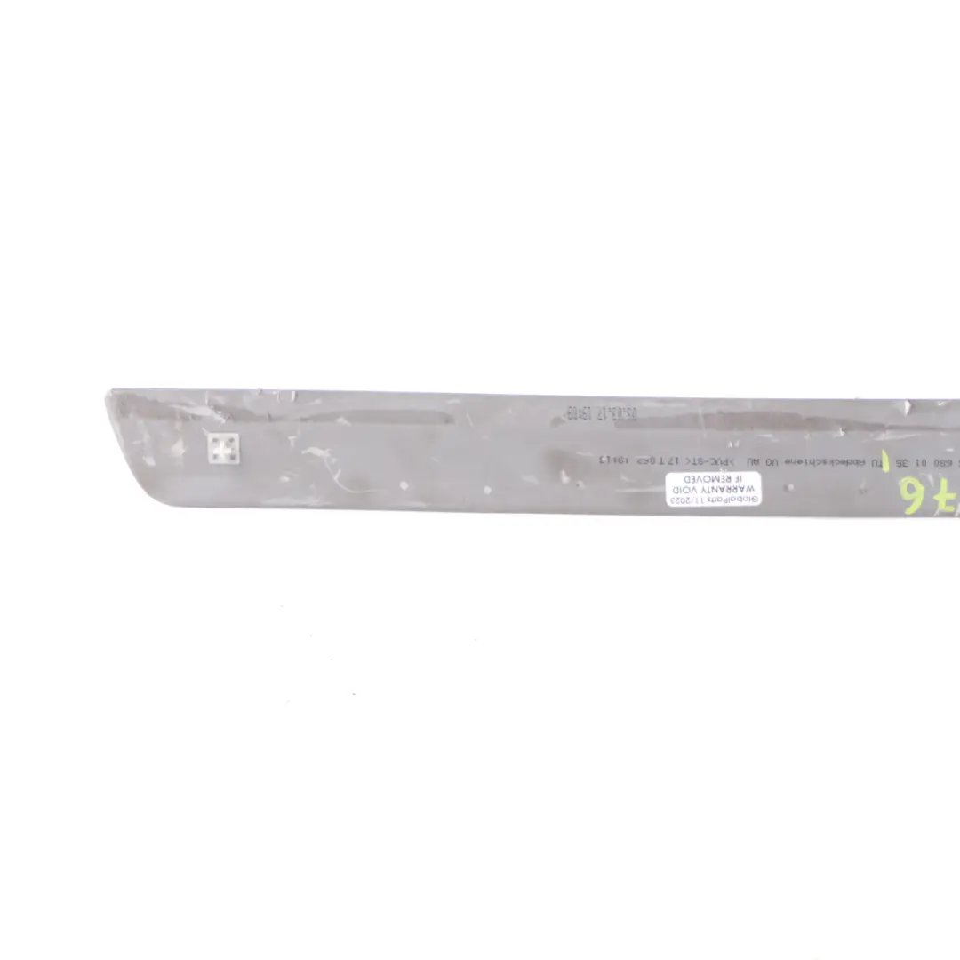  Seuil de Porte Mercedes W176 W246 Couvre marche avant gauche droite - SKU A2466800135 - Numéro de pièce A2466800135