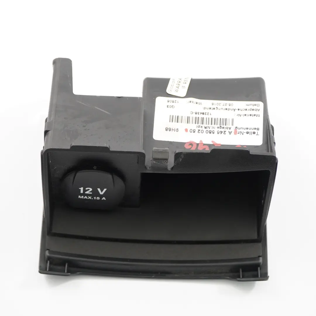 Mercedes W246 Portacenere Console Centrale Posteriore Presa per Vassoio Cenere - SKU A2466800250 - Numero di parte A2466800250