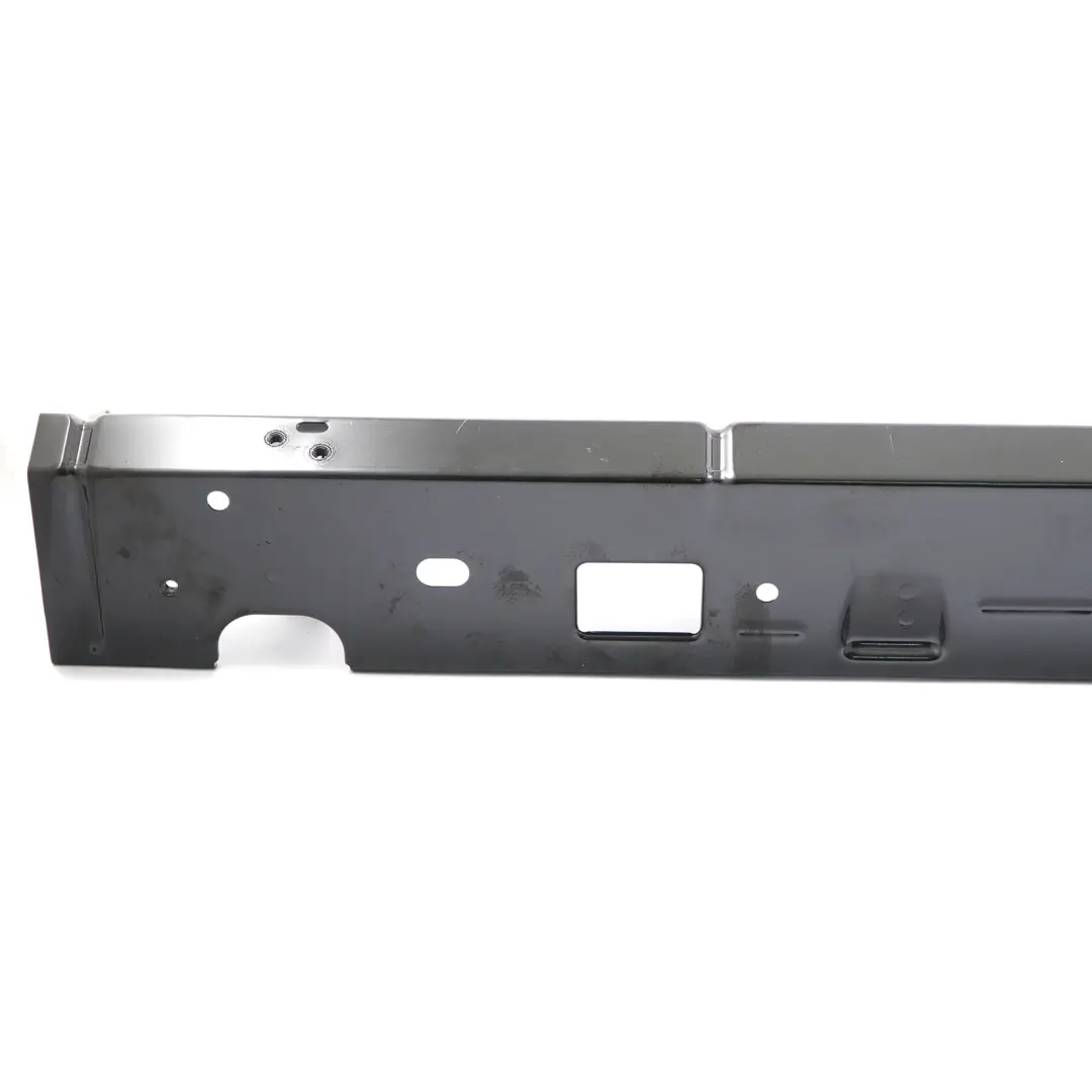 Carga Tapa del umbral Borde del maletero Panel para Mercedes W246 con número de pieza A2466800831 Mercedes W246 Carga Tapa del umbral Borde del maletero Panel - SKU A2466800831 - Número de pieza A2466800831