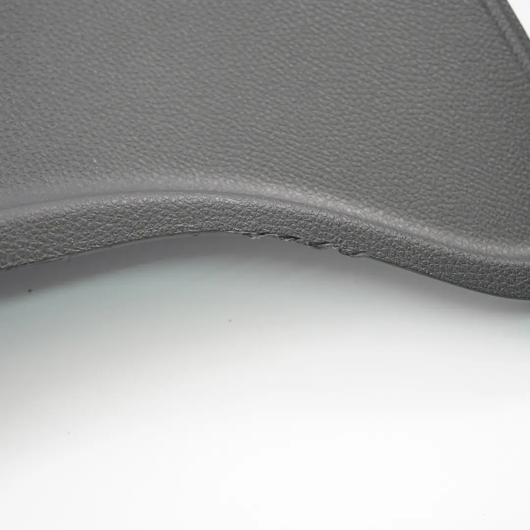 Mercedes A246 Cruscotto Pannello di coda Coperchio Pannello Destro - SKU A2466804202 - Numero di parte A2466804202