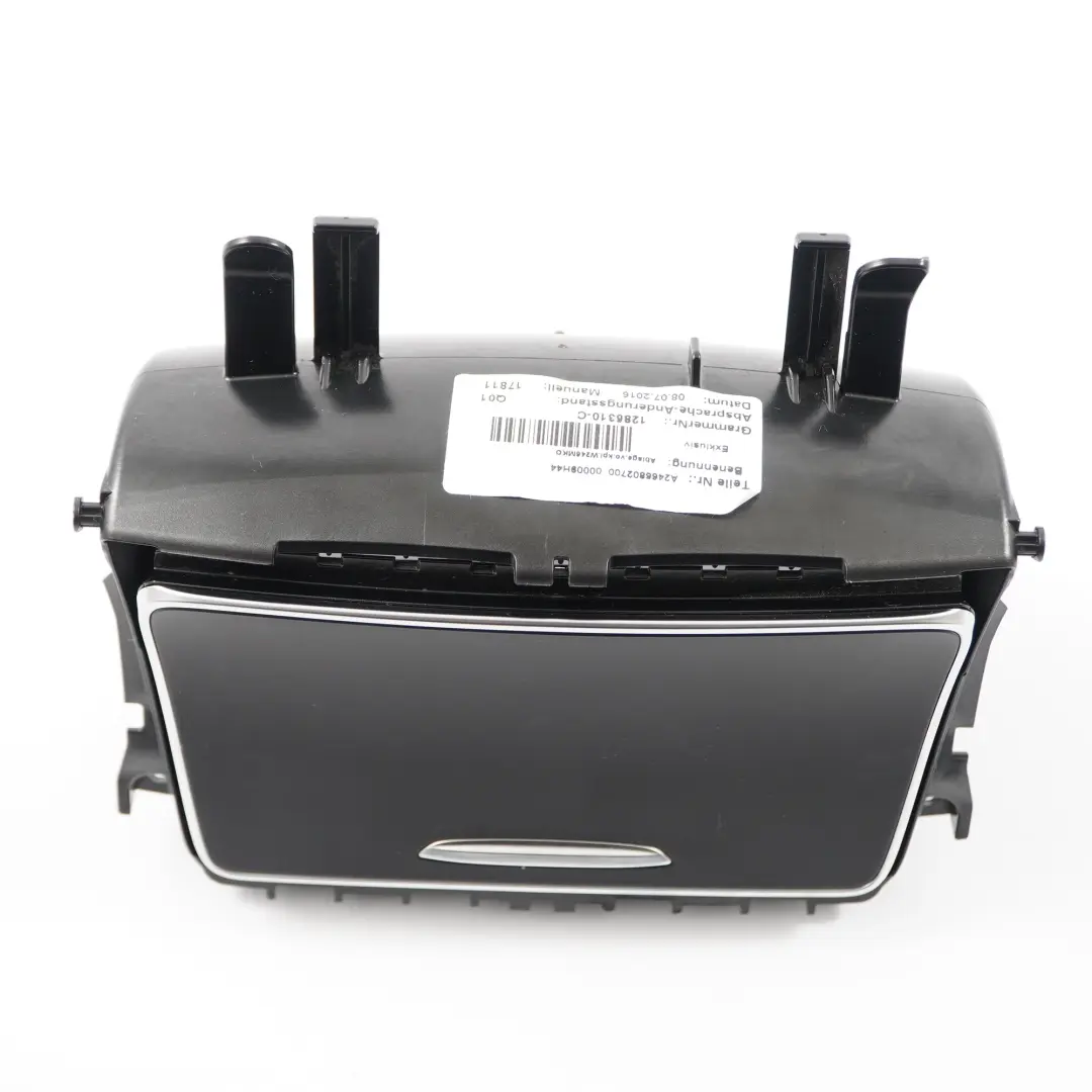 Console centrale Portacenere Presa 12V per Mercedes W246 con numero di parte A2466807302 Mercedes W246 Console centrale Portacenere Presa 12V - SKU A2466807302-1 - Numero di parte A2466807302