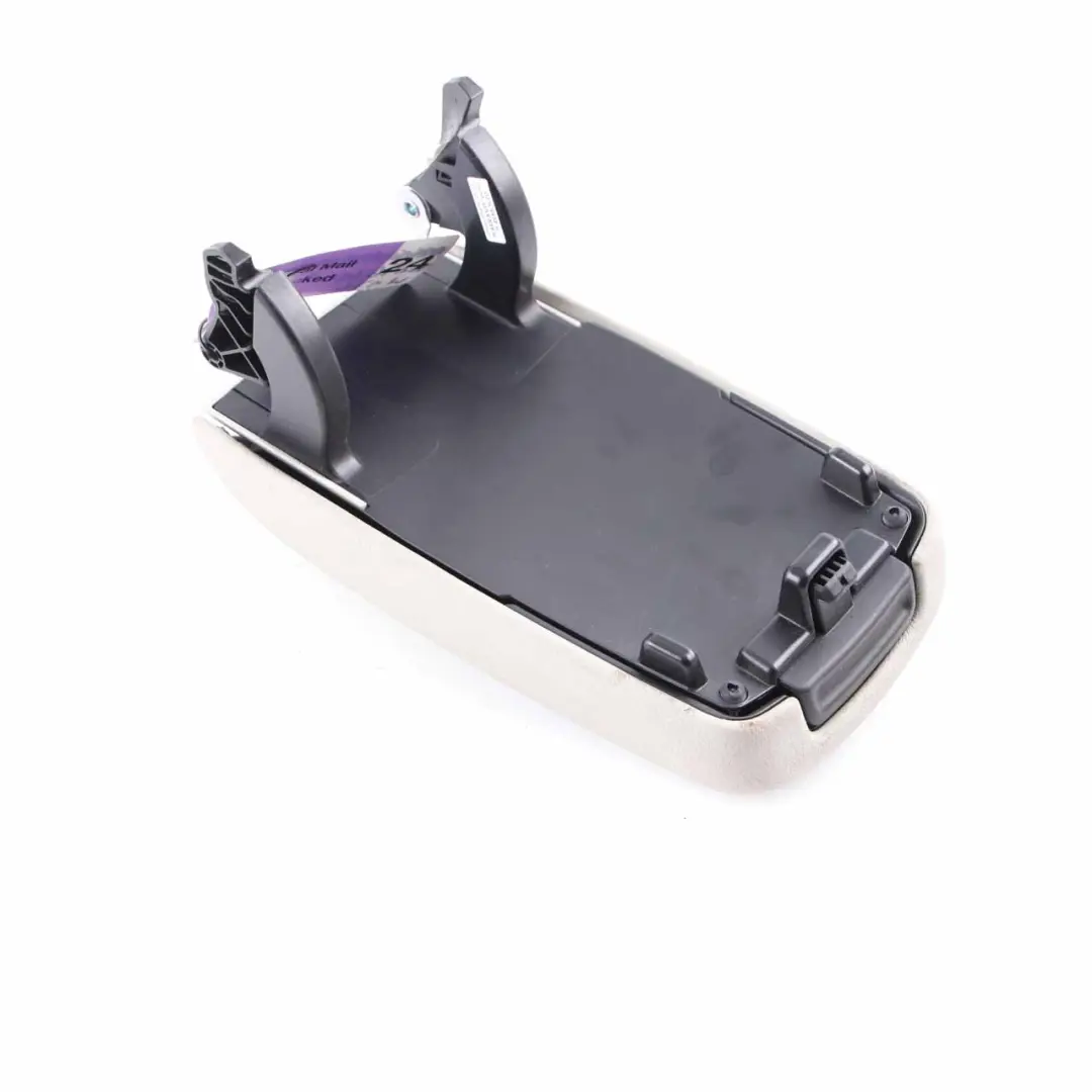 Accoudoir console centrale panneau recouvrement noir pour Mercedes W176 W246 à propos du numéro de pièce A2466809201 Mercedes W176 W246 Accoudoir console centrale panneau recouvrement noir - SKU A2466809201 - Numéro de pièce A2466809201