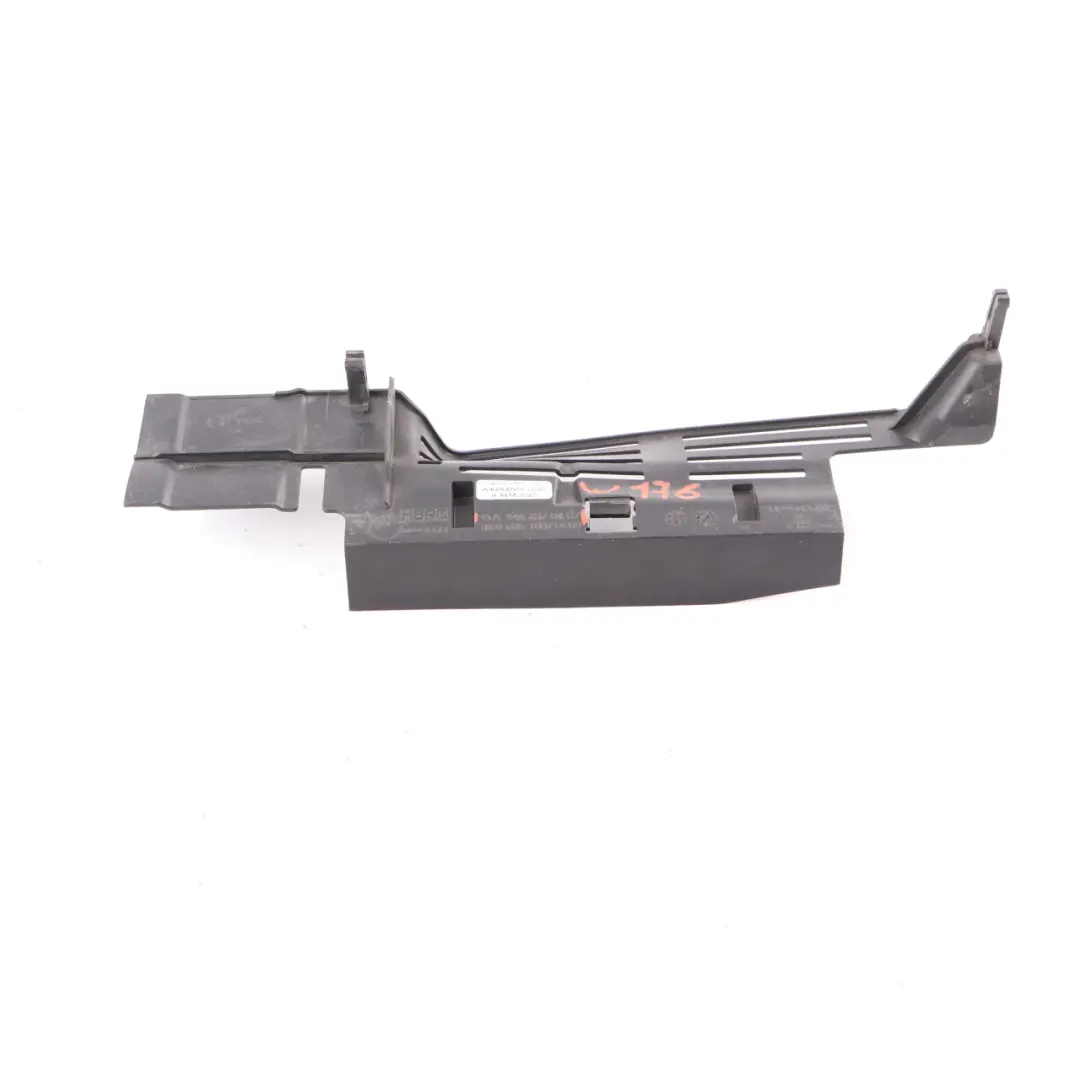 Mercedes W176 W246 Pannello anteriore Slam Staffa Paraurti Montaggio Destra - SKU A2466870407 - Numero di parte A2466870407