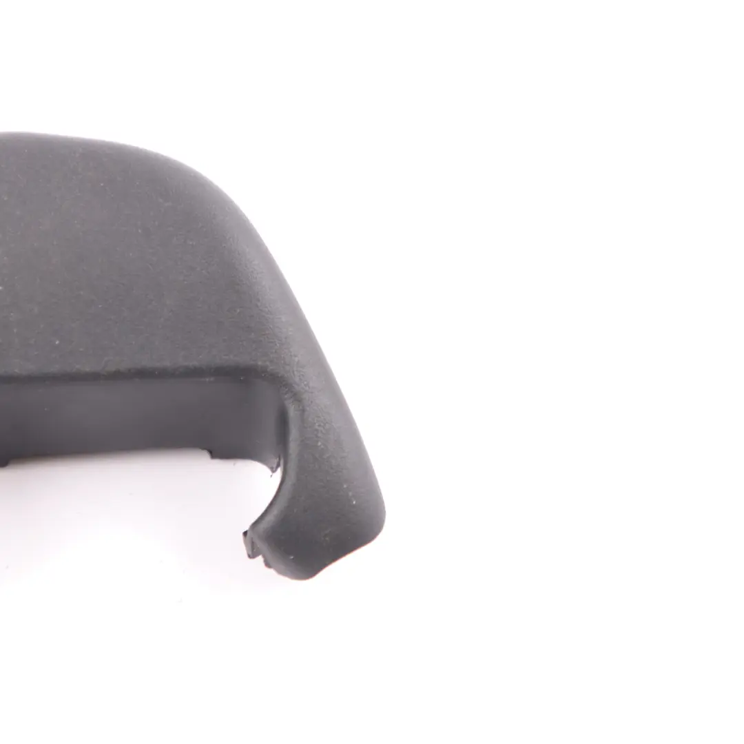 Mercedes W176 W246 Tylna Lewa Dolna Osłona Pasa Bezpieczeństwa A2466890237 - SKU A2466890137 - Numer Części A2466890137