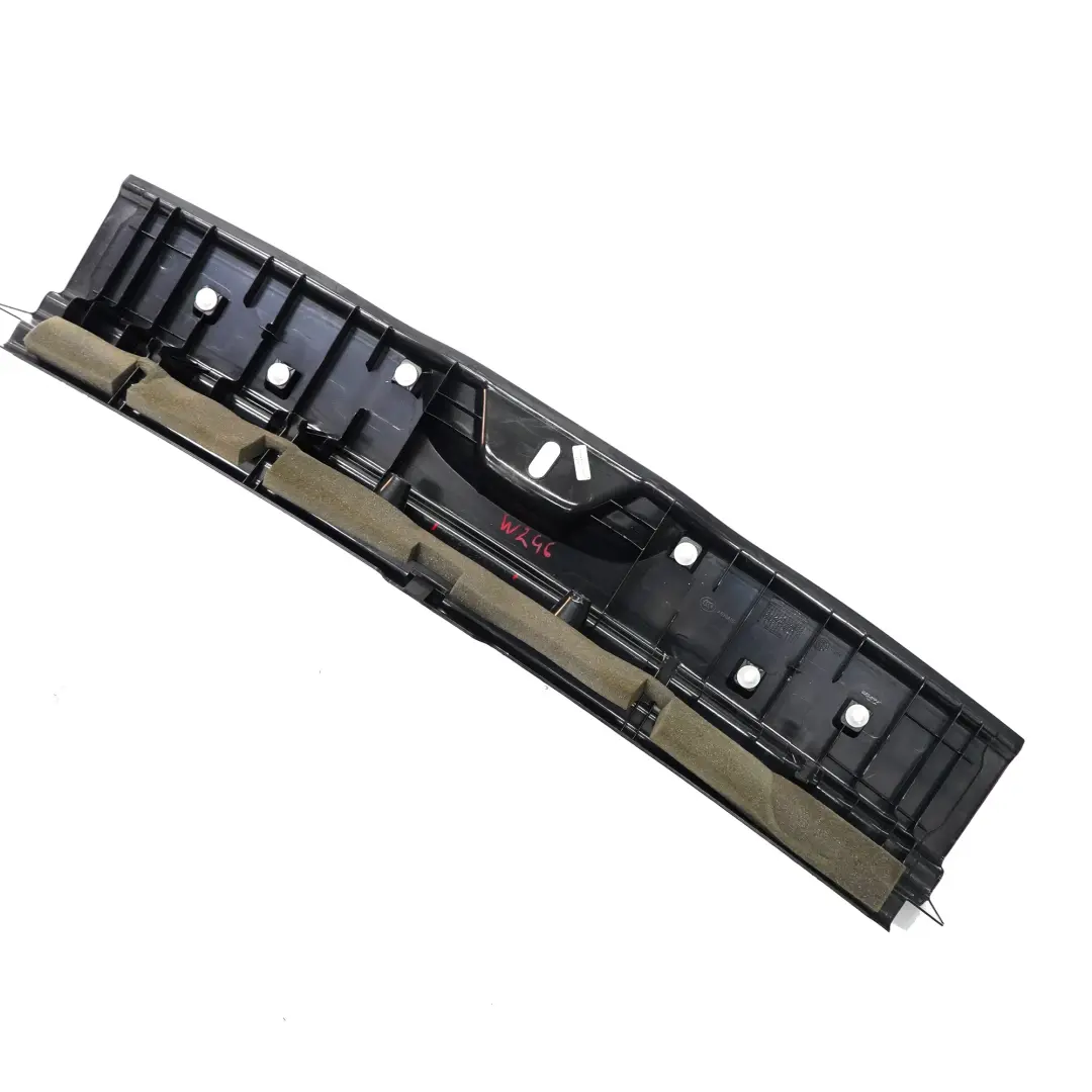 Carga Borde Bota Sello Maletero Equipaje Panel Negro para Mercedes W246 con número de pieza A2466900041 Mercedes W246 Carga Borde Bota Sello Maletero Equipaje Panel Negro - SKU A2466900041 - Número de pieza A2466900041