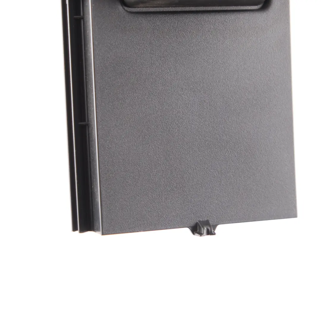 Mercedes W176 Couvercle de garniture pilier B droit noir - SKU A2466900430 - Numéro de pièce A2466900430