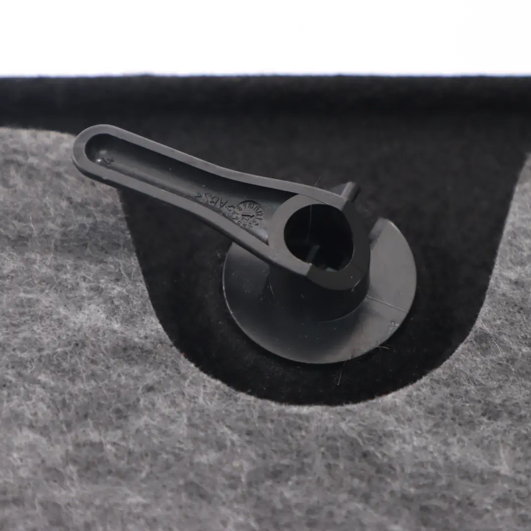 Vano portaoggetti destro Copertura baule Nero per Mercedes W246 con numero di parte A2466900941 Mercedes W246 Vano portaoggetti destro Copertura baule Nero - SKU A2466900941-1 - Numero di parte A2466900941