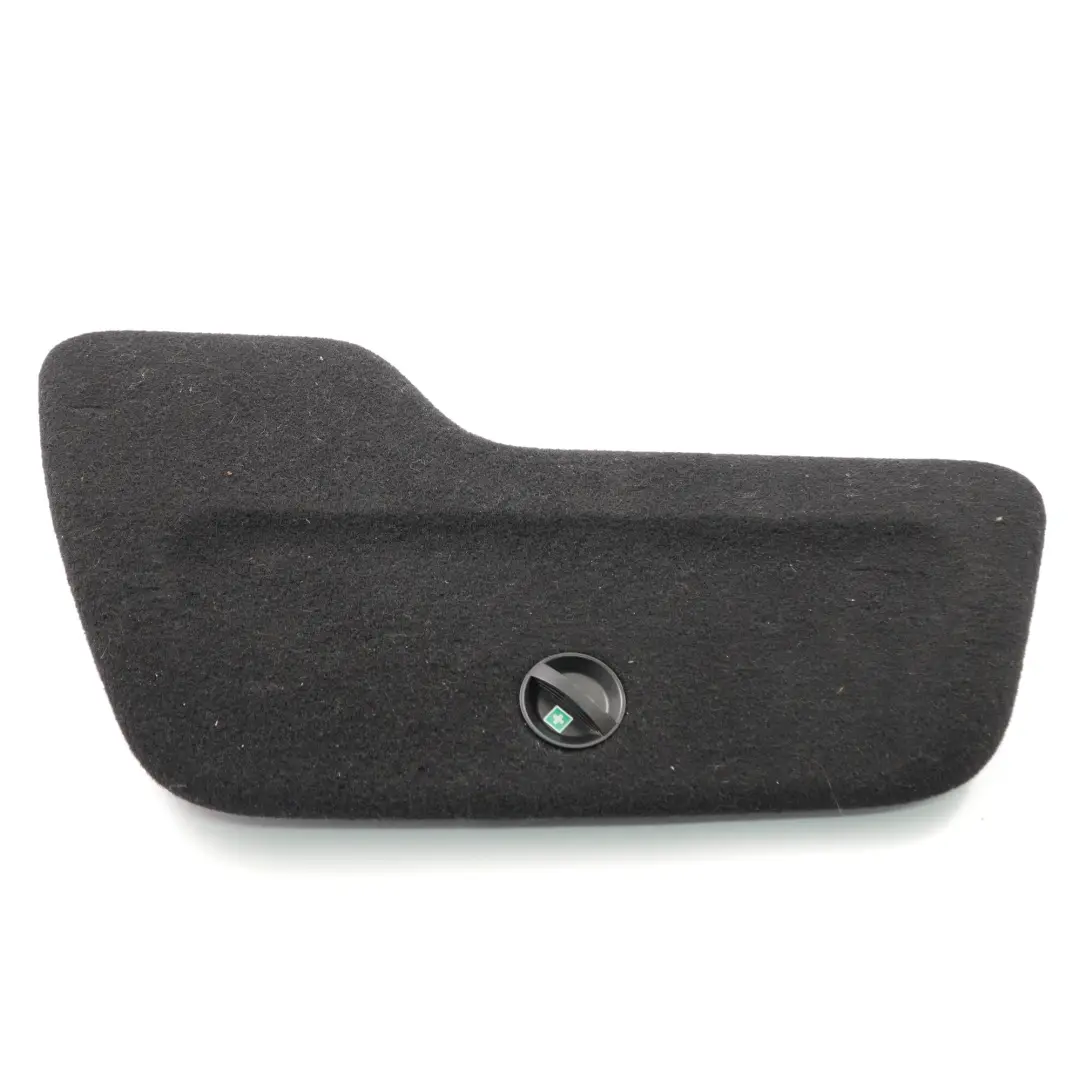 L'aletta del pannello rivestimento laterale destro del bagagliaio per Mercedes W246 con numero di parte A2466902900 Mercedes W246 L'aletta del pannello rivestimento laterale destro del bagagliaio - SKU A2466902900 - Numero di parte A2466902900