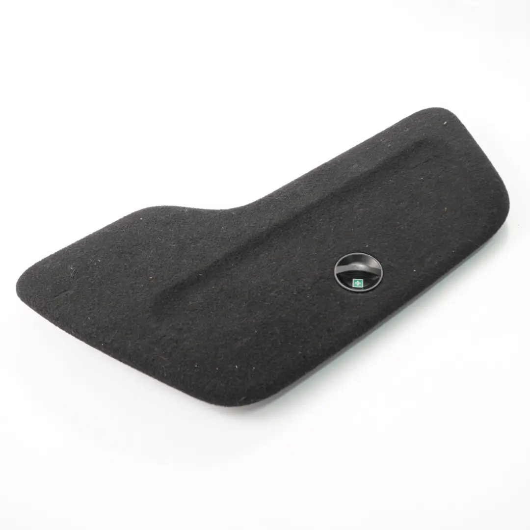 Panneau de garniture de coffre côté droit pour Mercedes W246 à propos du numéro de pièce A2466902900 Mercedes W246 Panneau de garniture de coffre côté droit - SKU A2466902900 - Numéro de pièce A2466902900