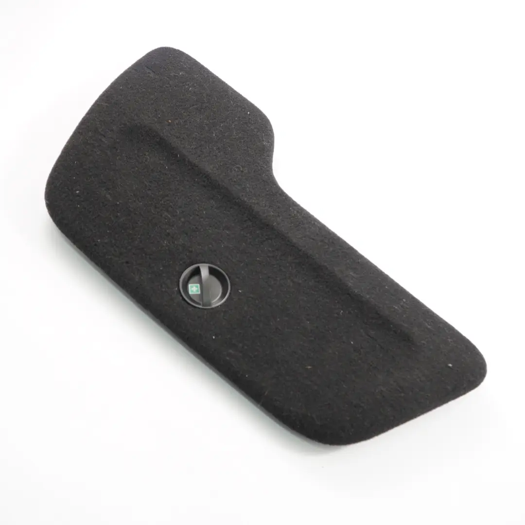 L'aletta del pannello rivestimento laterale destro del bagagliaio per Mercedes W246 con numero di parte A2466902900 Mercedes W246 L'aletta del pannello rivestimento laterale destro del bagagliaio - SKU A2466902900 - Numero di parte A2466902900