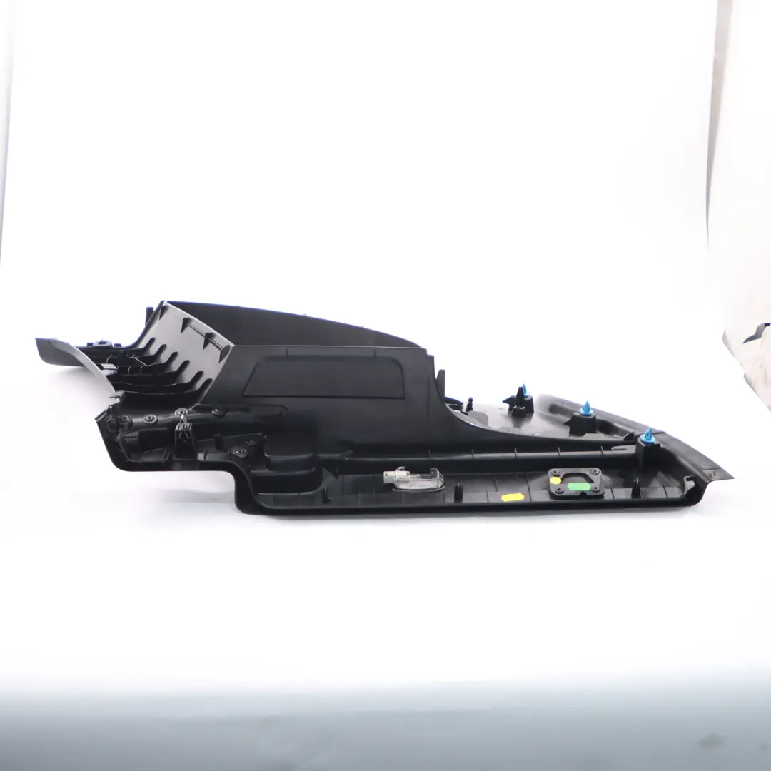 Mercedes W245 Osłona Słupka C Bagażnika Lewy Tył Czarna - SKU A2466902925 - Numer Części A2466902925
