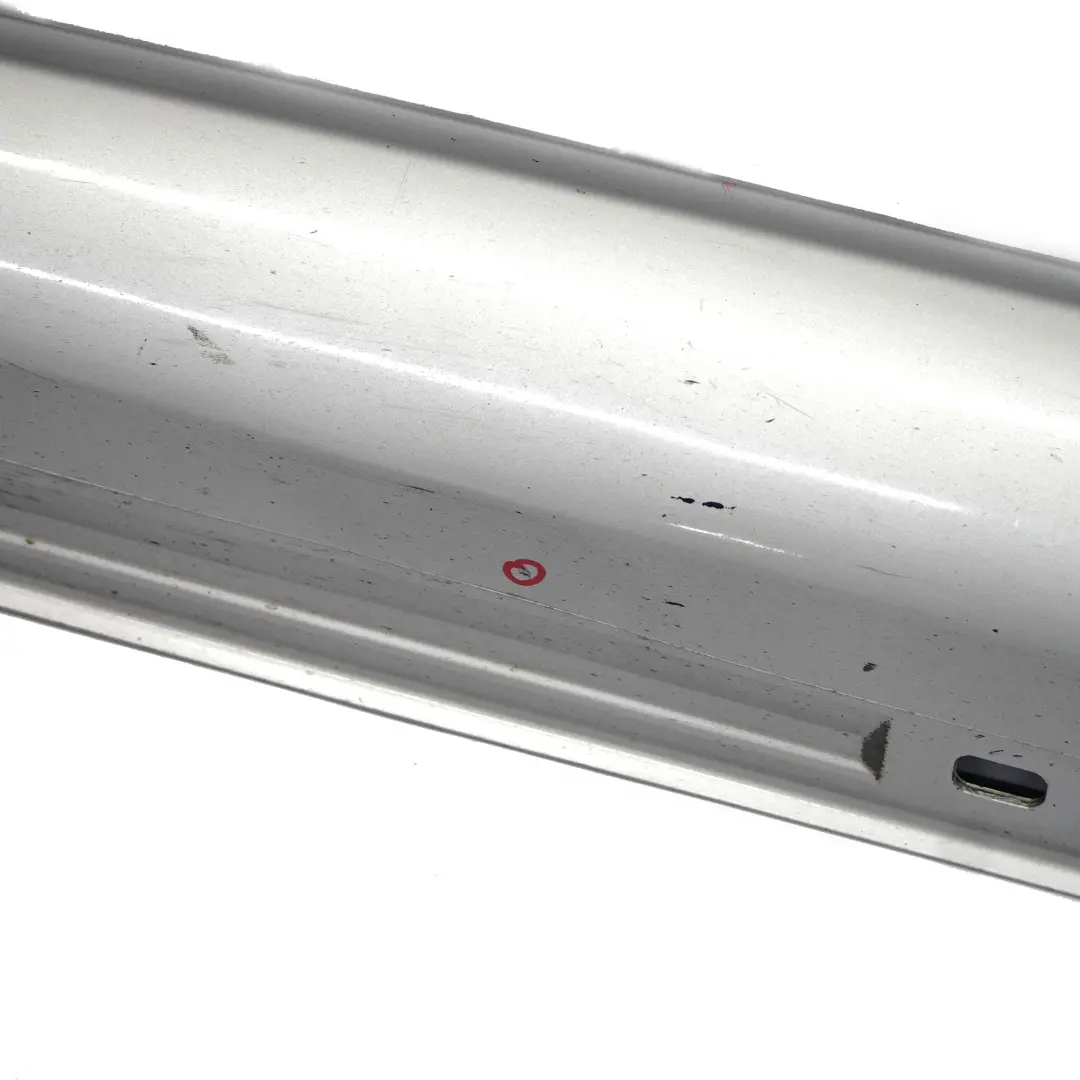  Faldón lateral Mercedes W176 W246 Tapa umbral puerta izquierda Plata polar - 761 - SKU A2466980554-PLS1 - Número de pieza A2466980554