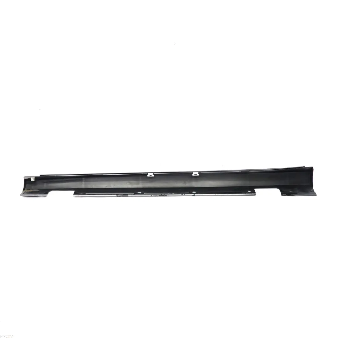 Mercedes W176 Faldón lateral derecho Cubre umbral de puerta Mountain Grey - 787 - SKU A2466980654-MG1 - Número de pieza A2466980654