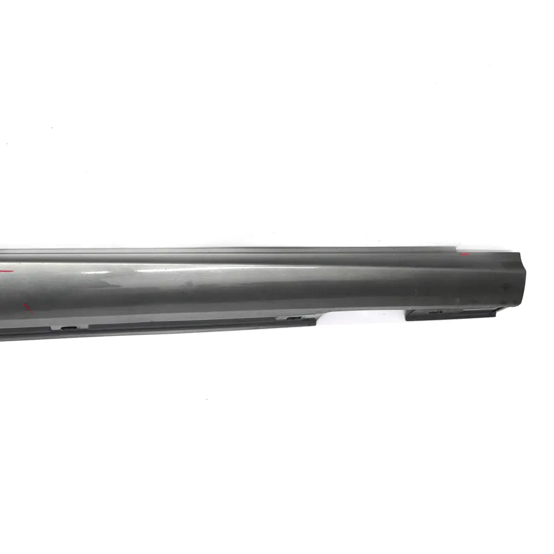 Mercedes W176 Faldón lateral derecho Cubre umbral de puerta Mountain Grey - 787 - SKU A2466980654-MG1 - Número de pieza A2466980654