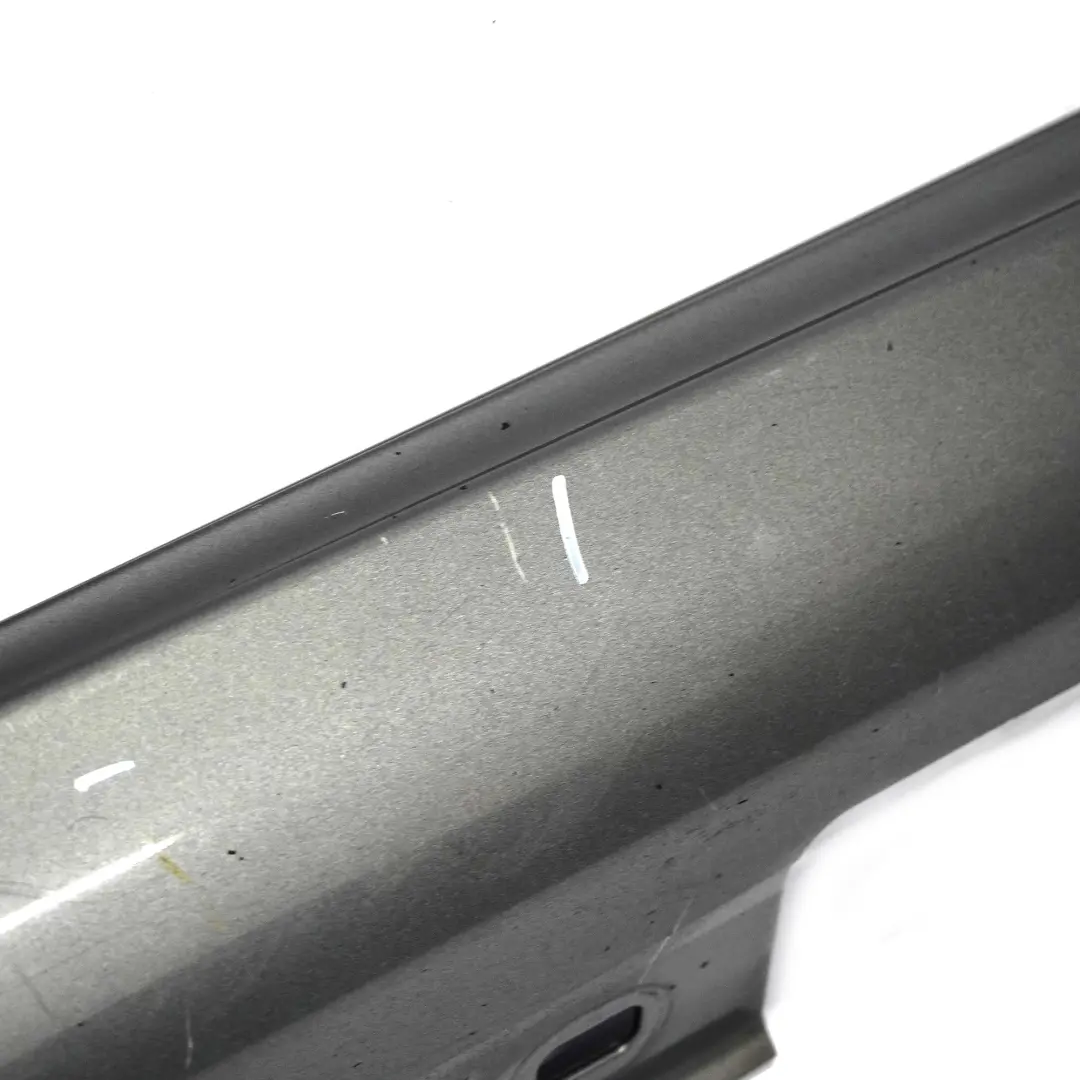 Mercedes W176 Faldón lateral derecho Cubre umbral de puerta Mountain Grey - 787 - SKU A2466980654-MG2 - Número de pieza A2466980654