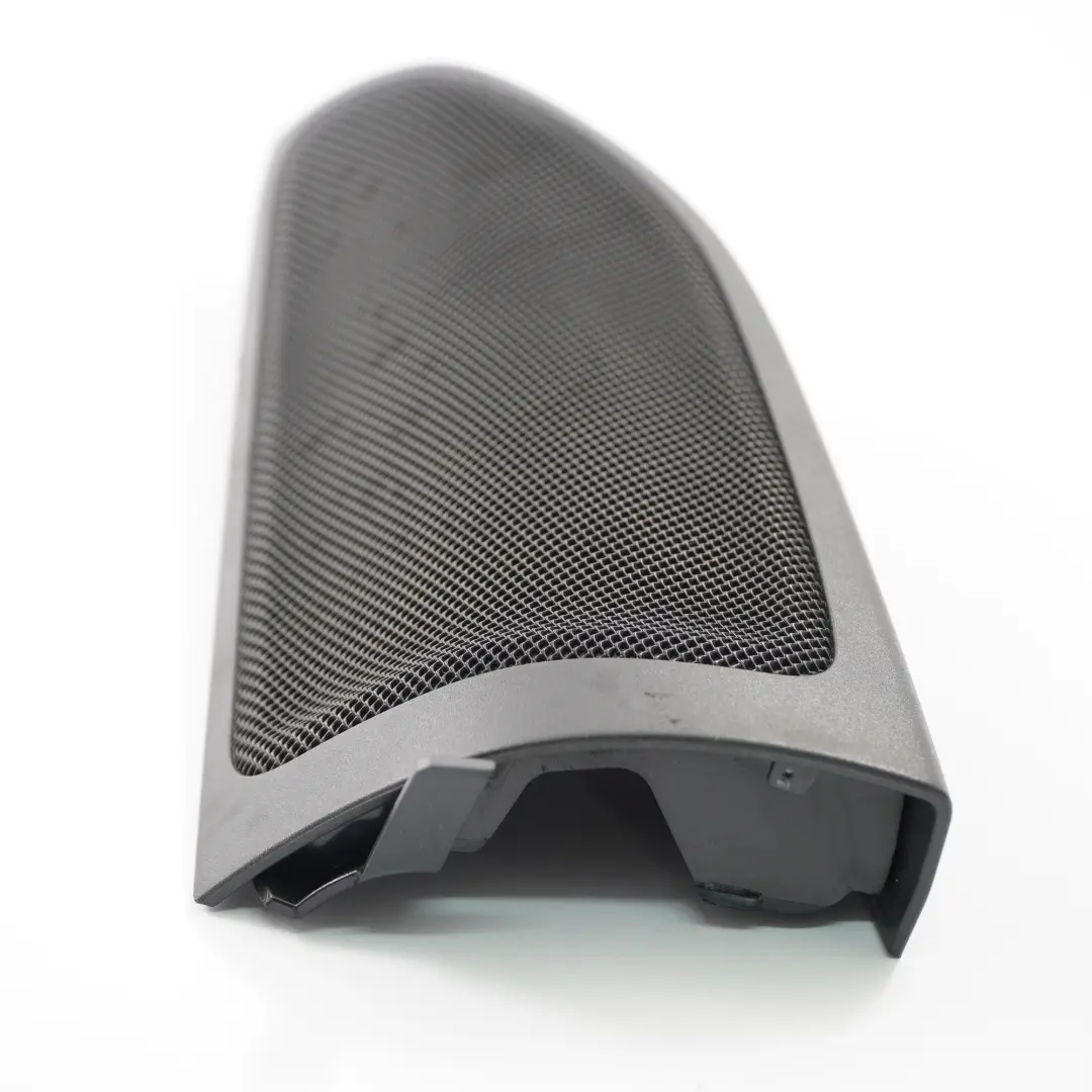 Couvercle de haut-parleur Triangle Trim Front Left pour Mercedes W246 à propos du numéro de pièce A2467200111 Mercedes W246 Couvercle de haut-parleur Triangle Trim Front Left - SKU A2467200111 - Numéro de pièce A2467200111