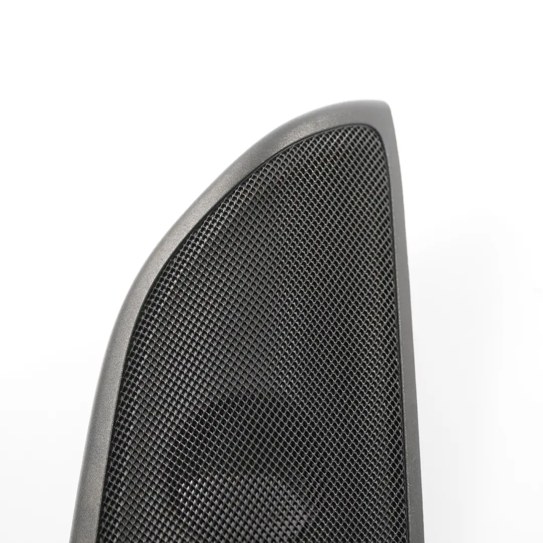 Couvercle de haut-parleur Triangle Avant droite pour Mercedes W246 à propos du numéro de pièce A2467200211 Mercedes W246 Couvercle de haut-parleur Triangle Avant droite - SKU A2467200211 - Numéro de pièce A2467200211