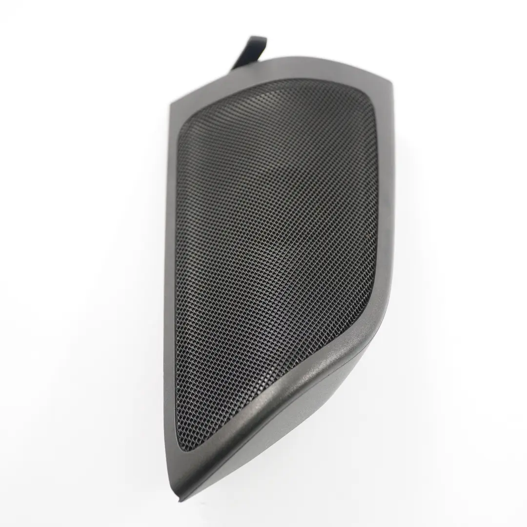 Tweeter Copertura altoparlante Triangolo Trim anteriore destro per Mercedes W246 con numero di parte A2467200211 Mercedes W246 Tweeter Copertura altoparlante Triangolo Trim anteriore destro - SKU A2467200211 - Numero di parte A2467200211