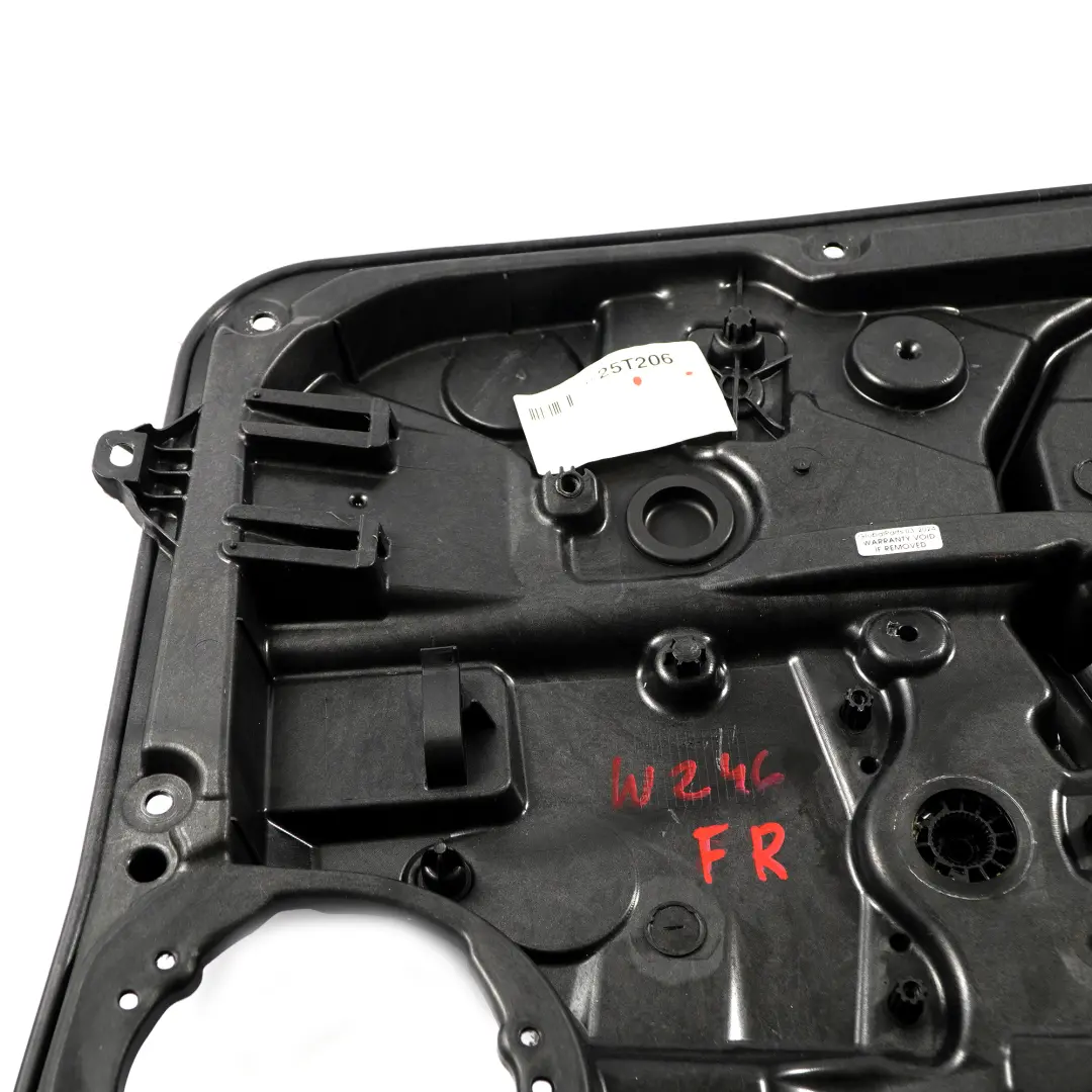 Mercedes W246 Support Carte Porte Avant Droite Lève-Vitre Régulateur - SKU A2467200279 - Numéro de pièce A2467200279