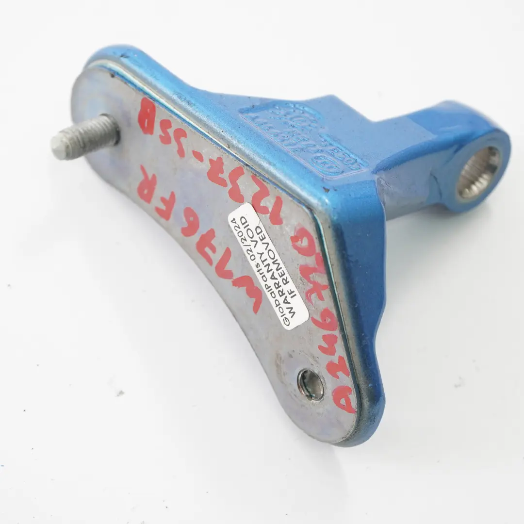 Puerta delantera derecha Bisagra South Sea Blue - 162 para Mercedes W176 W246 con número de pieza A2467201237 Mercedes W176 W246 Puerta delantera derecha Bisagra South Sea Blue - 162 - SKU A2467201237-SSB - Número de pieza A2467201237