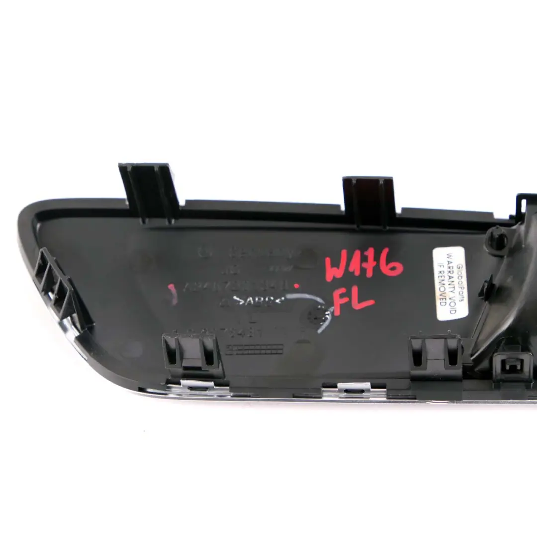 Mercedes W176 Poignée de carte de porte intérieur gauche - SKU A2467201348 - Numéro de pièce A2467201348