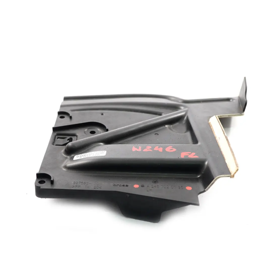 Porta scarico dell'acqua Anteriore sinistra Copertura per Mercedes W246 con numero di parte A2467220195 Mercedes W246 Porta scarico dell'acqua Anteriore sinistra Copertura - SKU A2467220195 - Numero di parte A2467220195