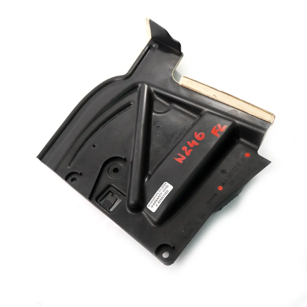 Porta scarico dell'acqua Anteriore sinistra Copertura per Mercedes W246 con numero di parte A2467220195 Mercedes W246 Porta scarico dell'acqua Anteriore sinistra Copertura - SKU A2467220195 - Numero di parte A2467220195