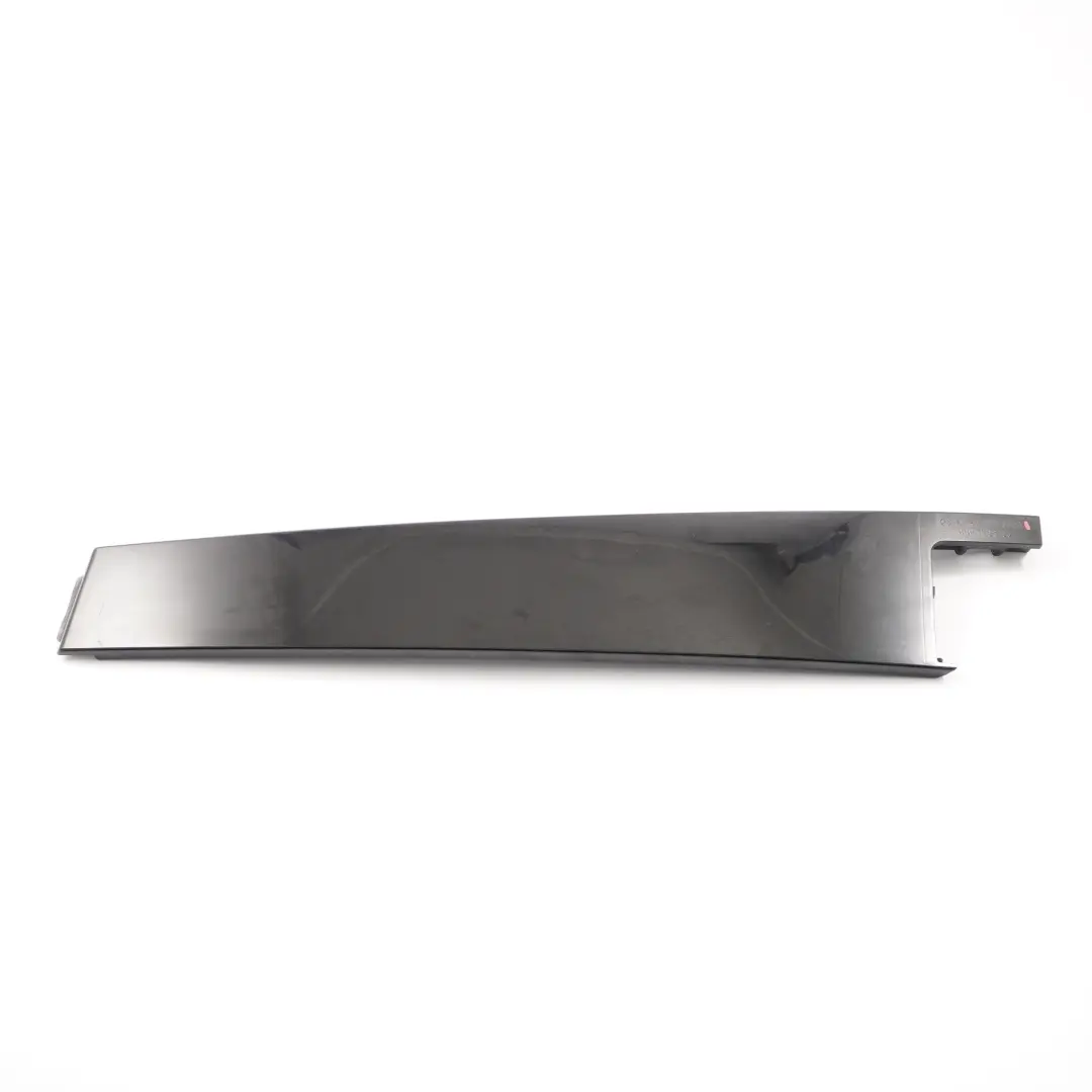 Garniture de Porte B-Pillar Extérieur Avant Droit High Gloss pour Mercedes W246 à propos du numéro de pièce A2467220200 Mercedes W246 Garniture de Porte B-Pillar Extérieur Avant Droit High Gloss - SKU A2467220200 - Numéro de pièce A2467220200