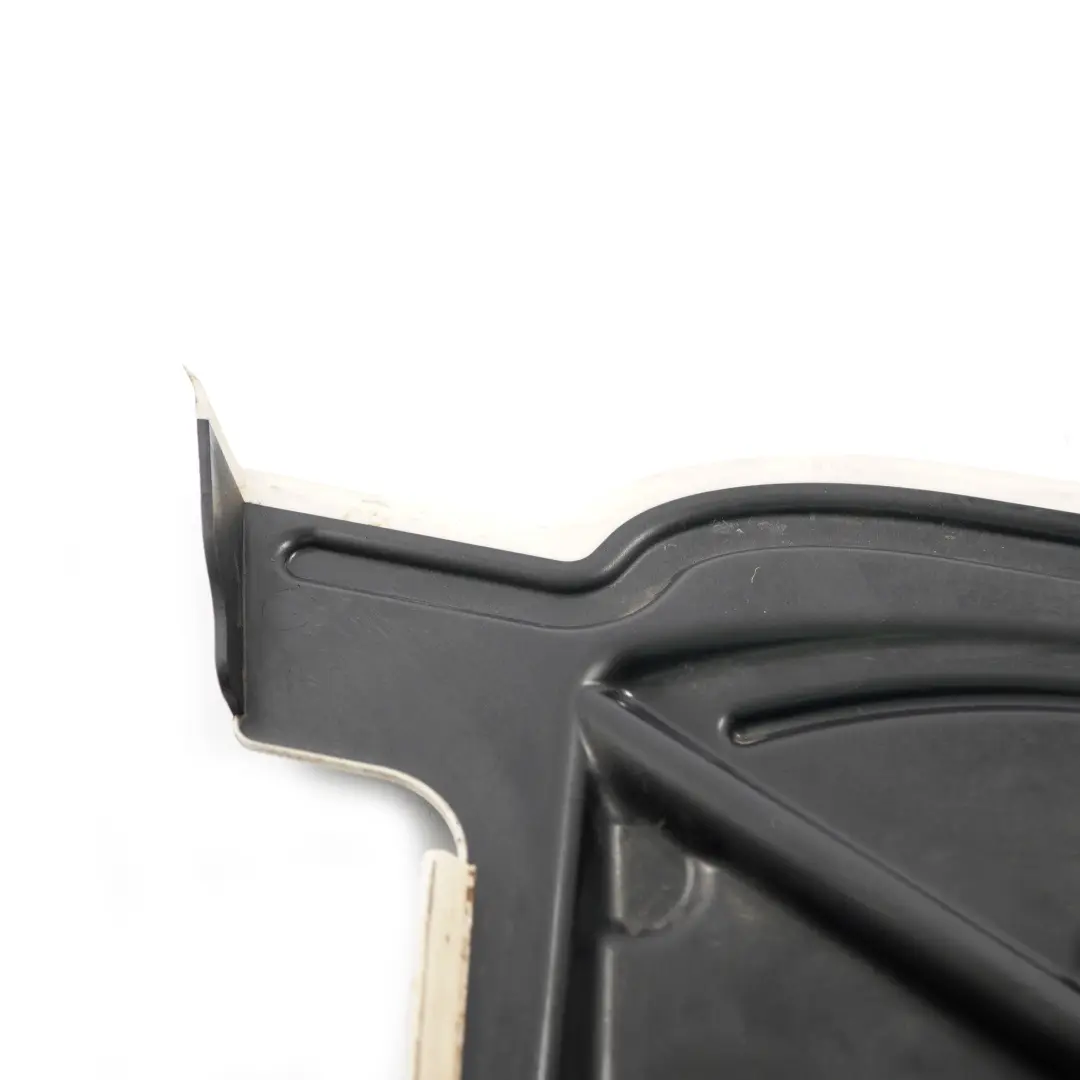 Mercedes W246 Porte de drainage d'eau avant Droit Couverture - SKU A2467220295 - Numéro de pièce A2467220295