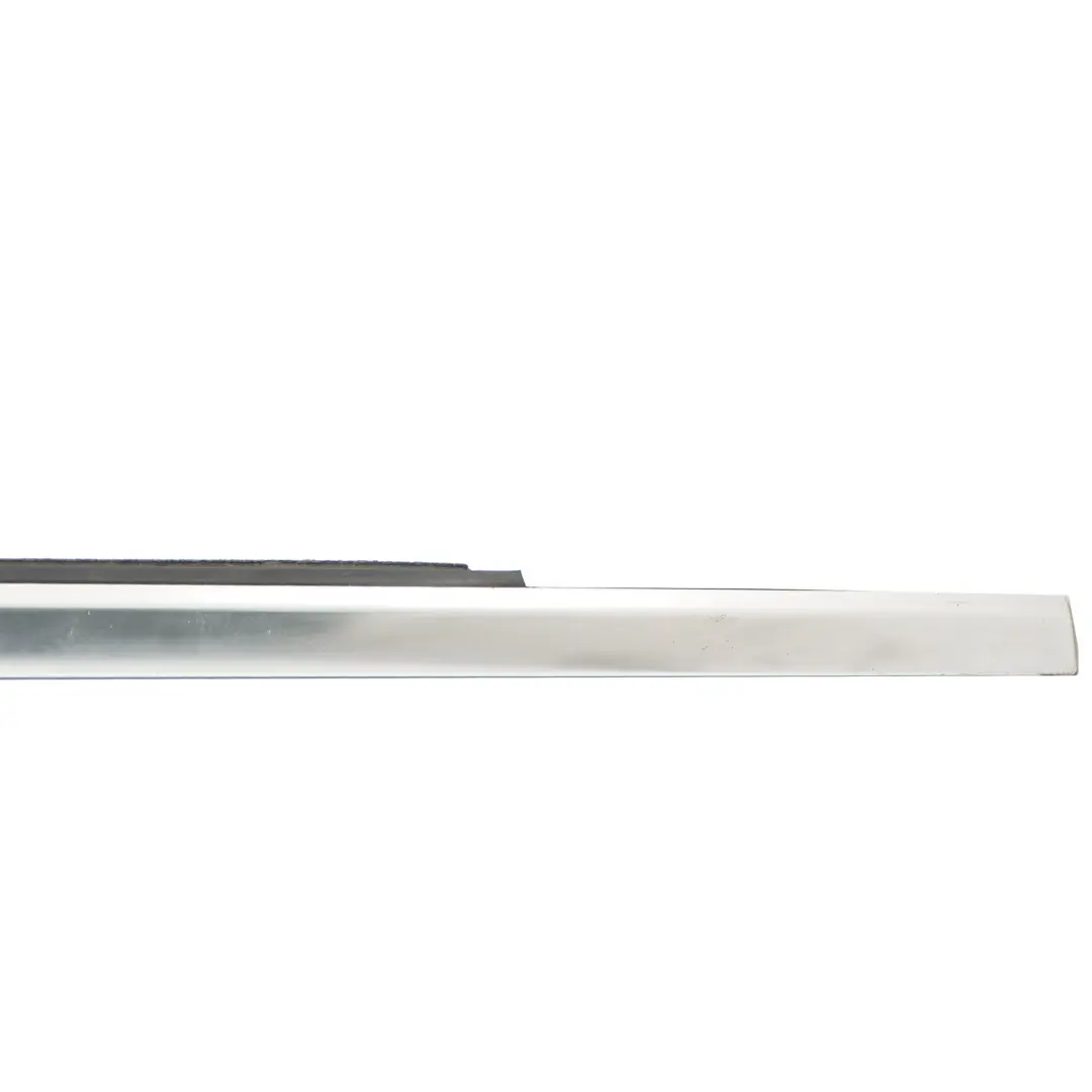 Mercedes W246 Barre de garniture porte fenêtre extérieure avant droite décoratif - SKU A2467250282 - Numéro de pièce A2467250282