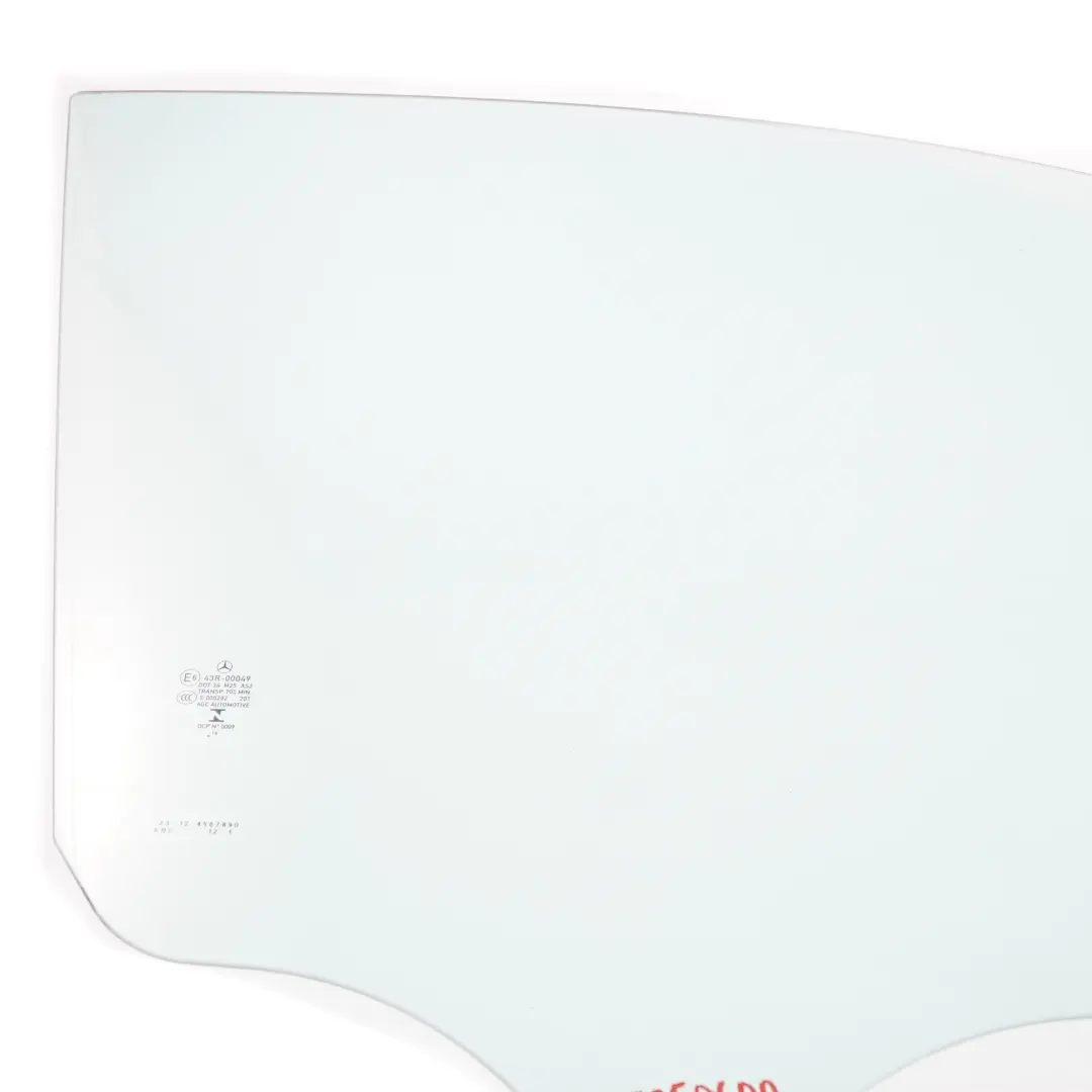 Glass Window Front Door Right O/S Glazing AS2 to Mercedes W246 with Part number A2467250600 Mercedes W246 Glass Window Front Door Right O/S Glazing AS2 - SKU A2467250600 - Part number A2467250600