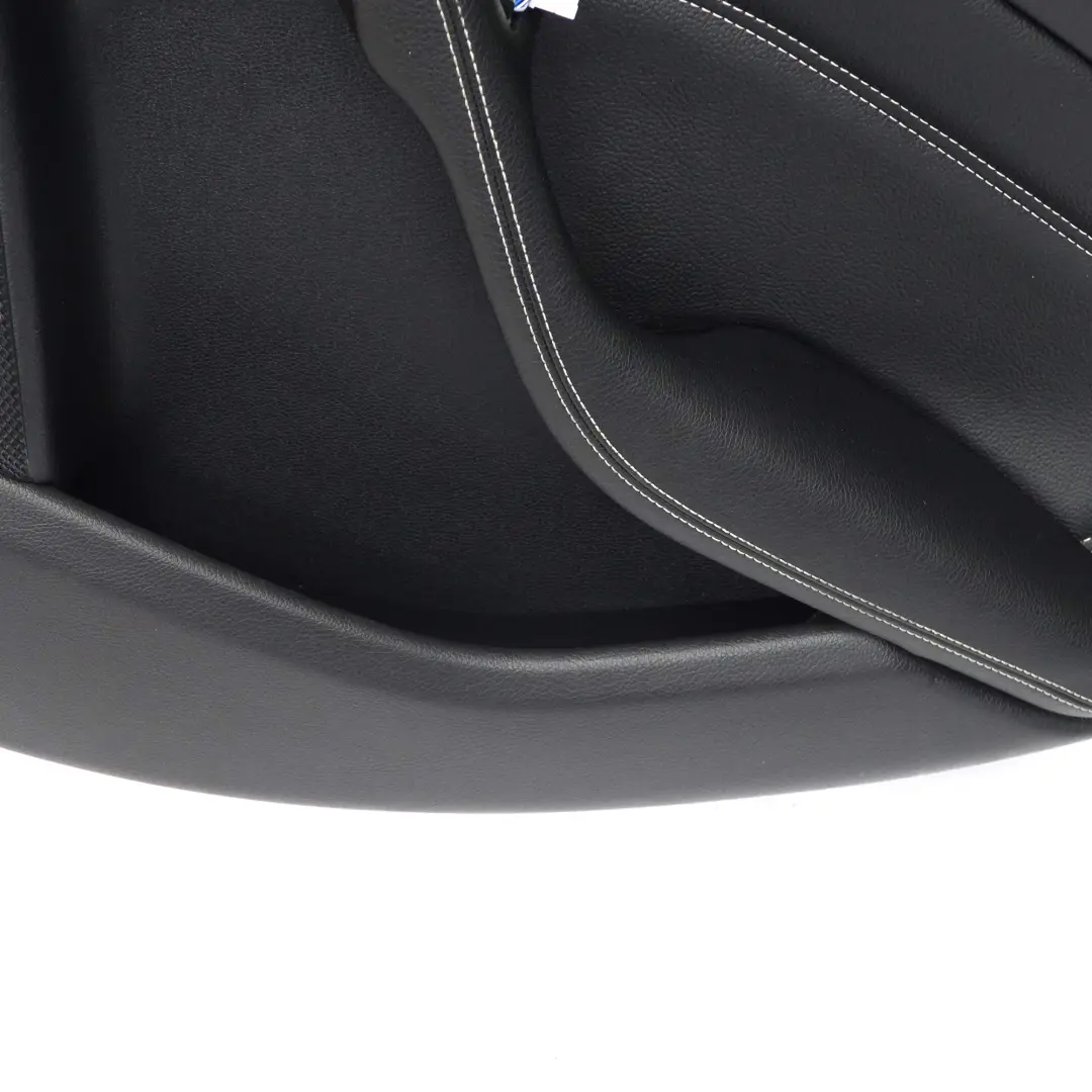 Panneau d'habillage de carte de porte arrière droite Cuir Noir pour Mercedes W246 à propos du numéro de pièce A2467300062 Mercedes W246 Panneau d'habillage de carte de porte arrière droite Cuir Noir - SKU A2467300062 - Numéro de pièce A2467300062